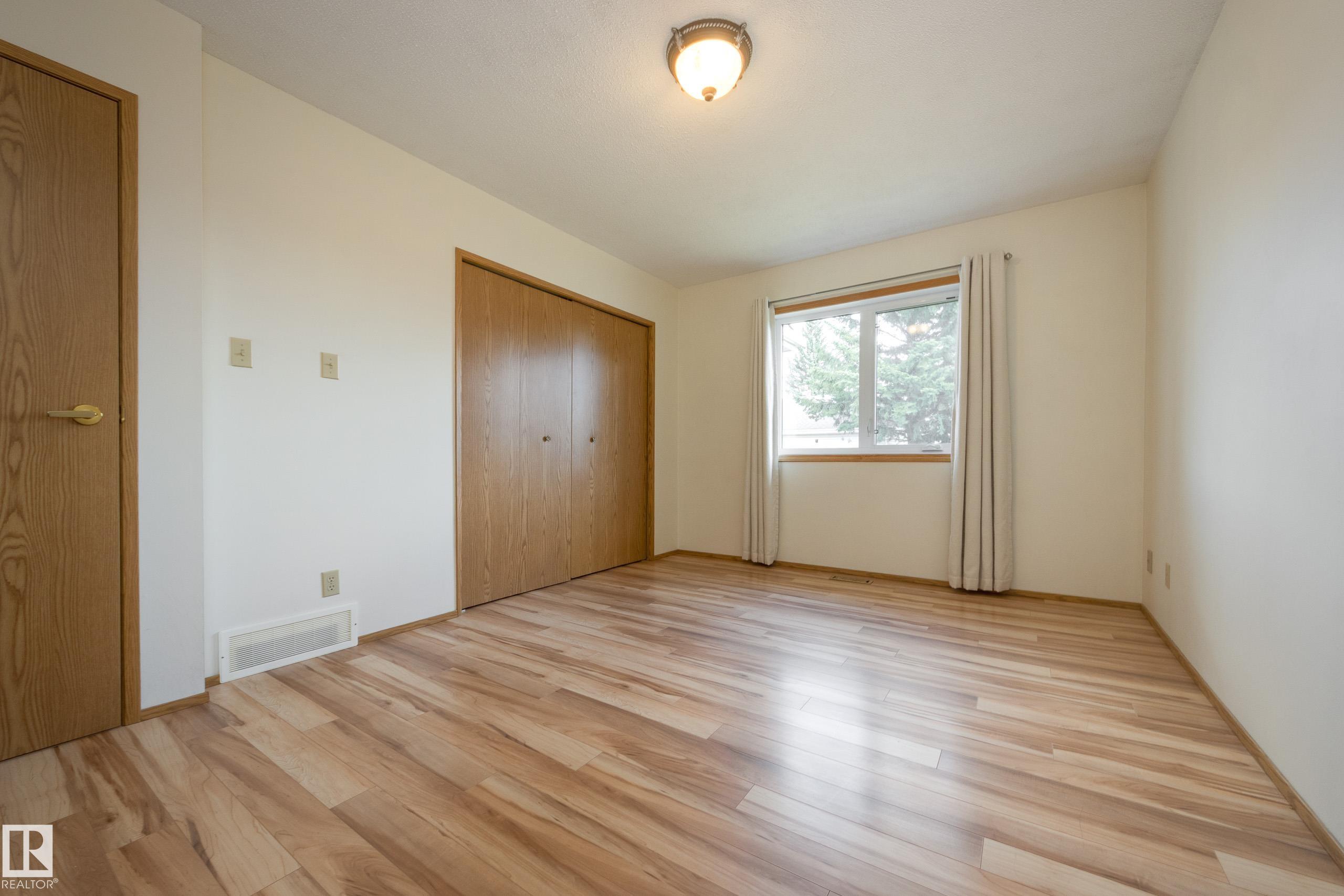 https://zimg.paragon.ice.com/ParagonImages/Property/PM/RAE/225400516/16/0/0/32782cb33b348eed2c97126f87077f28/1/041ab794df5bdf61a693aa20e88b362f/225400516-50ef62b1-a5a3-4357-8b7f-aa9d2e5524b2.JPG