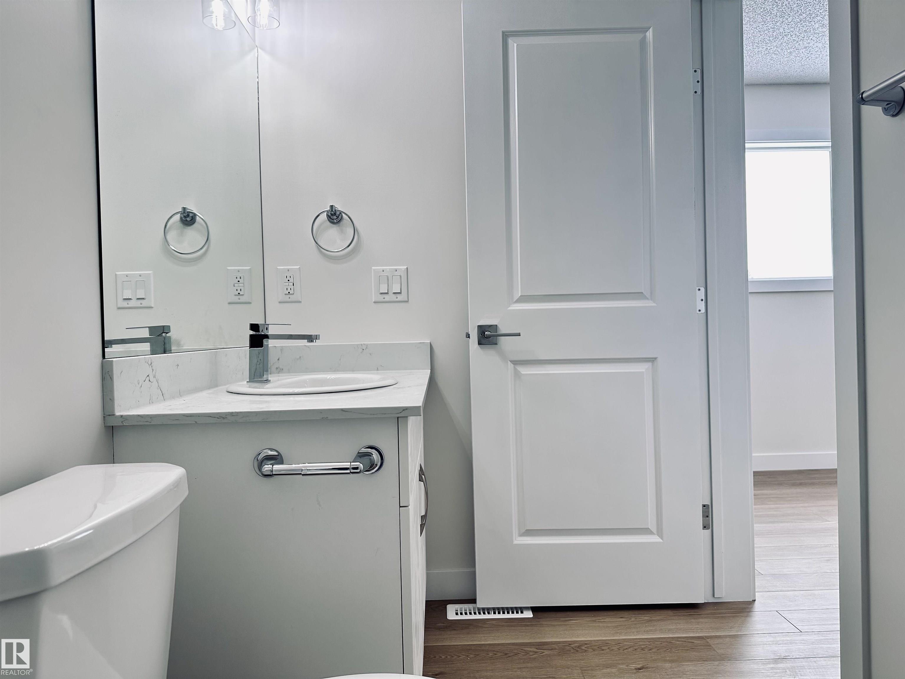 https://zimg.paragon.ice.com/ParagonImages/Property/PM/RAE/225400517/31/0/0/4d81f06ea2951c15268d9b6c9d2fd445/1/eb1d527171aa59d6603f4a534d572ebe/225400517-F1EB07EE-18EB-459C-B366-22B8C4BB989A.JPG