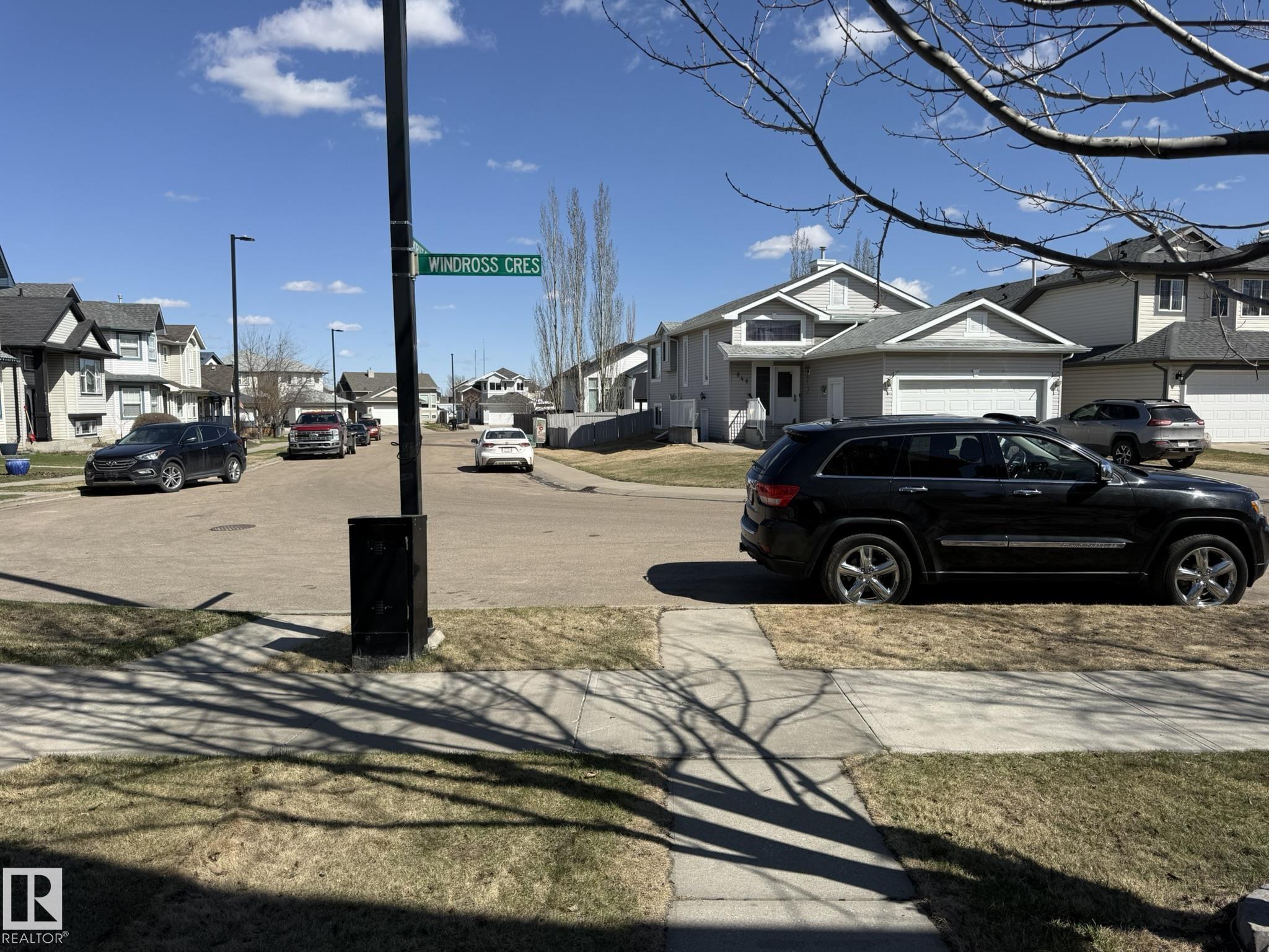 Photo 48 at 645 Windross Crescent NW, Wild Rose, Edmonton