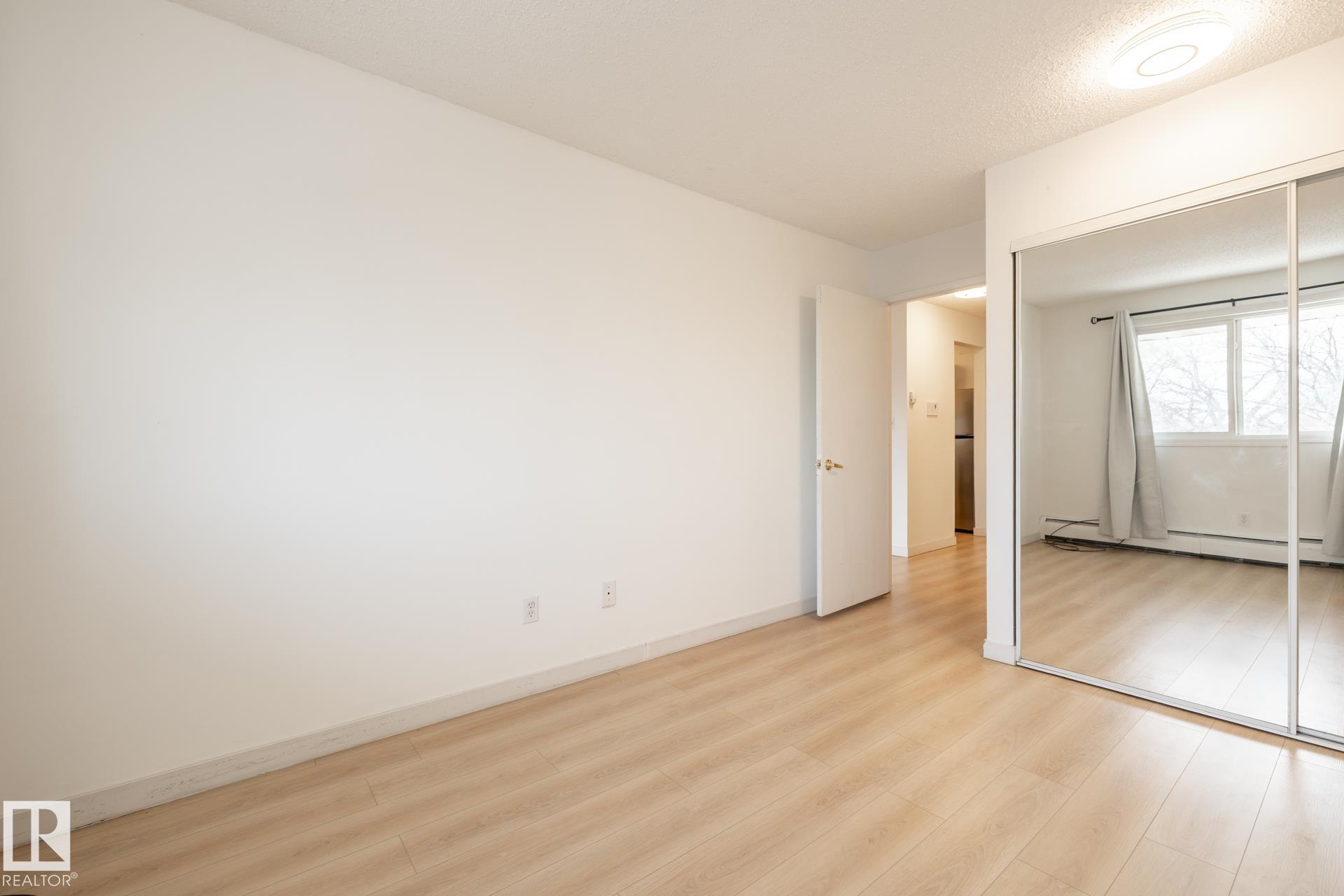 https://zimg.paragon.ice.com/ParagonImages/Property/PM/RAE/225400528/13/0/0/db609a664e839bac588acbac69cee265/1/18c7cc4888238537824170fc483247b2/225400528-e2151909-840c-40cd-8c5e-0ff14625f27d.JPG