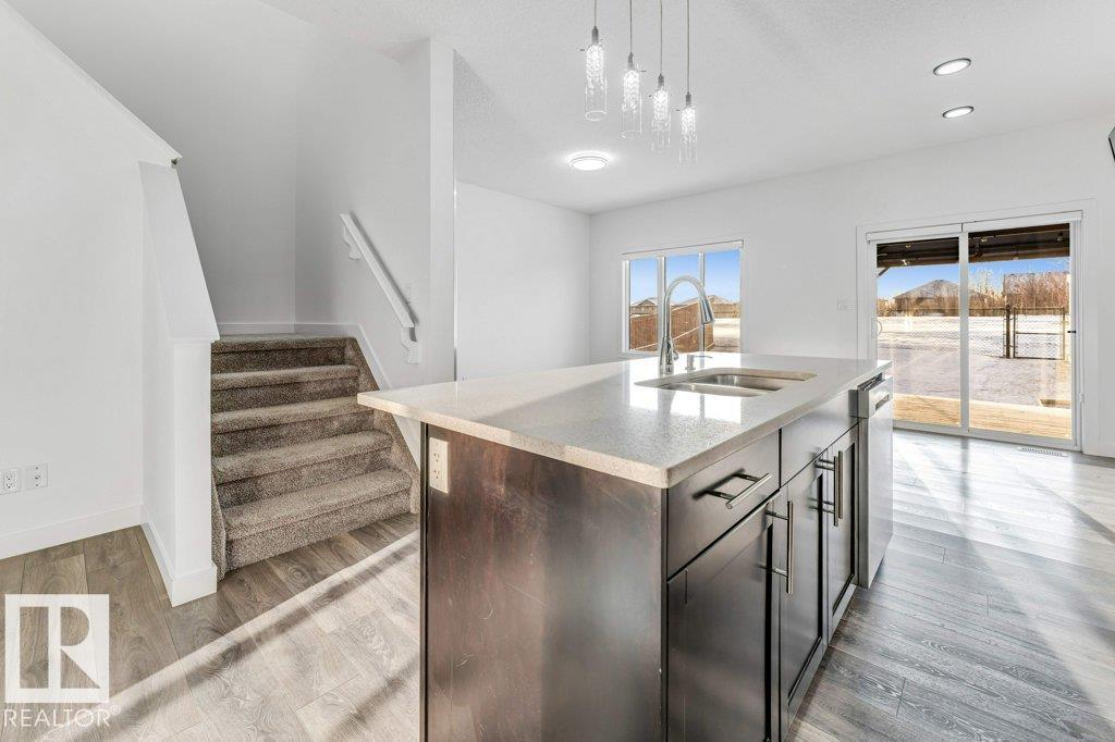 https://zimg.paragon.ice.com/ParagonImages/Property/PM/RAE/225400538/20/0/0/6b52e57868dc99fd3bed7227bb80765d/1/6d98ab0e187c6a4b85922c8a548ae530/225400538-BB8ED09C-7F7C-4171-90A9-71F37971E2D9.JPG