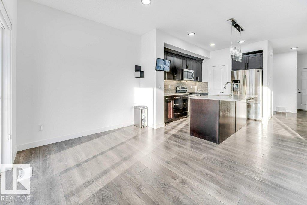 https://zimg.paragon.ice.com/ParagonImages/Property/PM/RAE/225400538/25/0/0/dd6eb7ee7df11fc89770b0958cd0c73d/1/6d98ab0e187c6a4b85922c8a548ae530/225400538-9F97C309-B81E-4D2F-9316-6A6E5CF28AC6.JPG