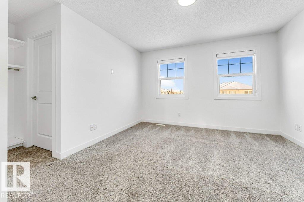 https://zimg.paragon.ice.com/ParagonImages/Property/PM/RAE/225400538/30/0/0/dd5f3ad36a3259dd8d2b22bb1ca87295/1/6d98ab0e187c6a4b85922c8a548ae530/225400538-B99098F6-ECFB-40E0-988F-0C175689C4D1.JPG