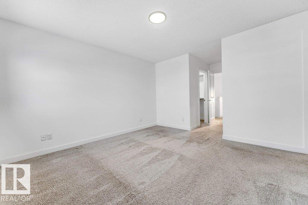 https://zimg.paragon.ice.com/ParagonImages/Property/PM/RAE/225400538/32/0/0/d06b07229519e80ac0307953586cdfee/1/6d98ab0e187c6a4b85922c8a548ae530/225400538-690B4D6F-C7DF-4023-856C-1AAC7D171746.JPG