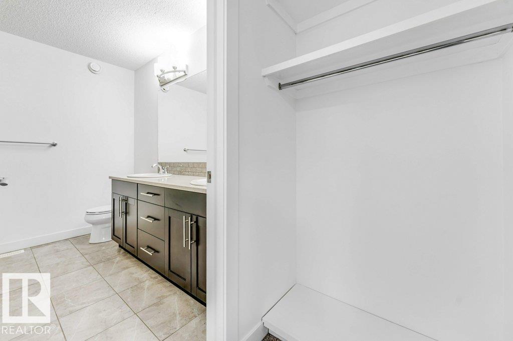 https://zimg.paragon.ice.com/ParagonImages/Property/PM/RAE/225400538/33/0/0/4caaa5de453df97d2a5ca678fefd468e/1/6d98ab0e187c6a4b85922c8a548ae530/225400538-0A673106-0416-4694-8AD5-B0B48CA1228C.JPG