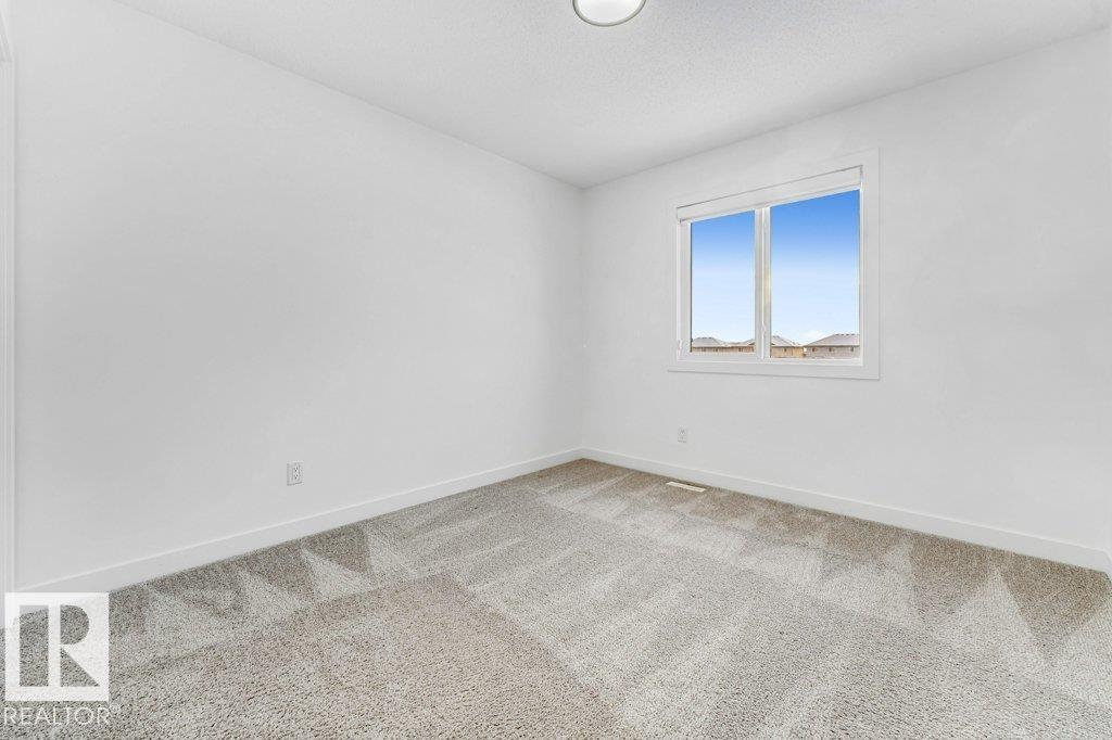 https://zimg.paragon.ice.com/ParagonImages/Property/PM/RAE/225400538/39/0/0/b0aa592cc8429cd74129cad4988a23bb/1/6d98ab0e187c6a4b85922c8a548ae530/225400538-282044F6-438F-4751-9B82-02F6CC2A3D1E.JPG