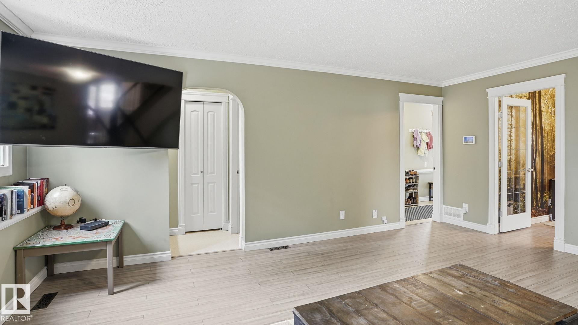 Photo 22 at 27 Addison Crescent, Akinsdale, St. Albert