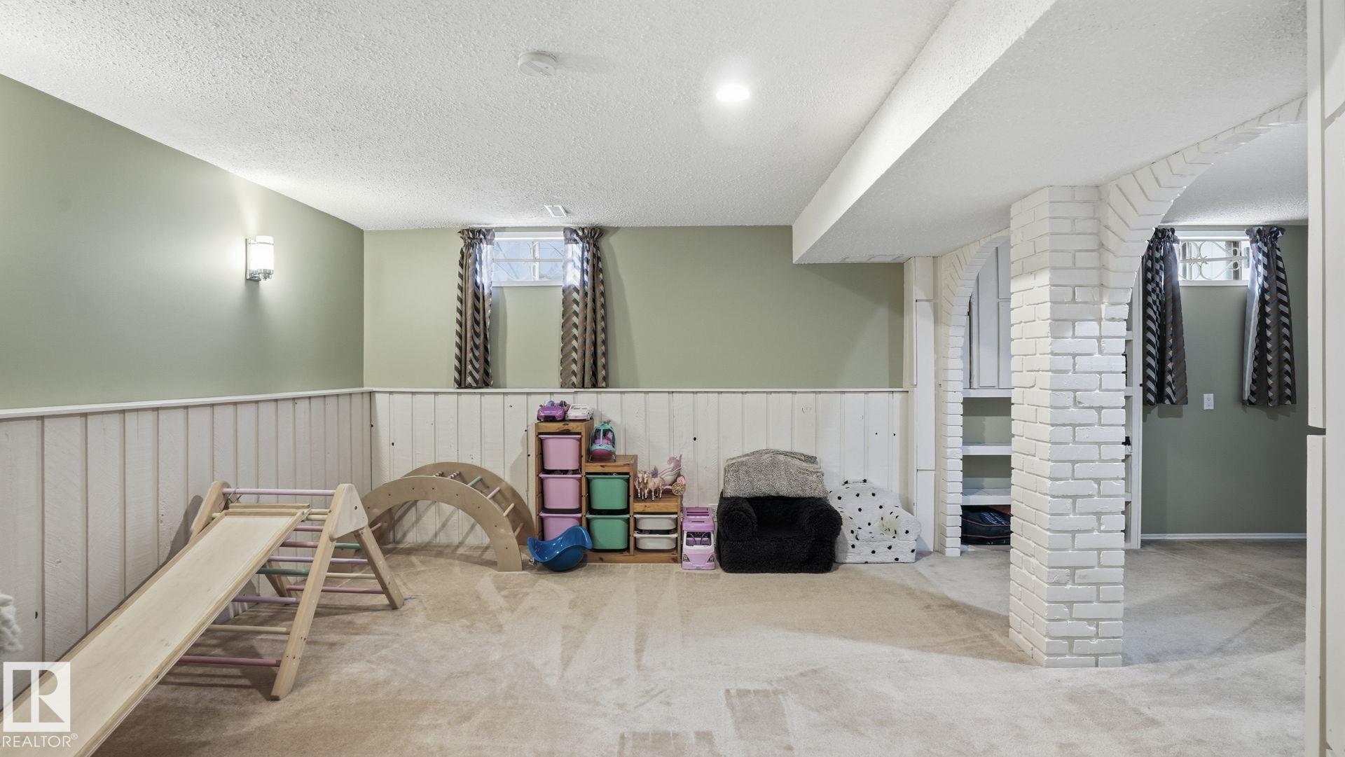 Photo 34 at 27 Addison Crescent, Akinsdale, St. Albert