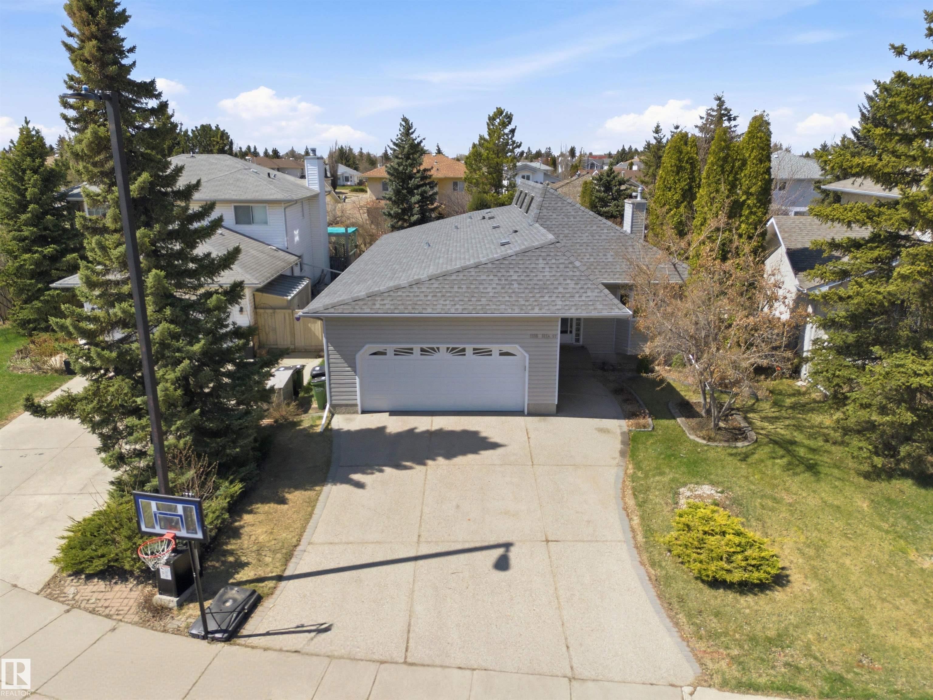 1116 111a Street NW, Twin Brooks, Edmonton