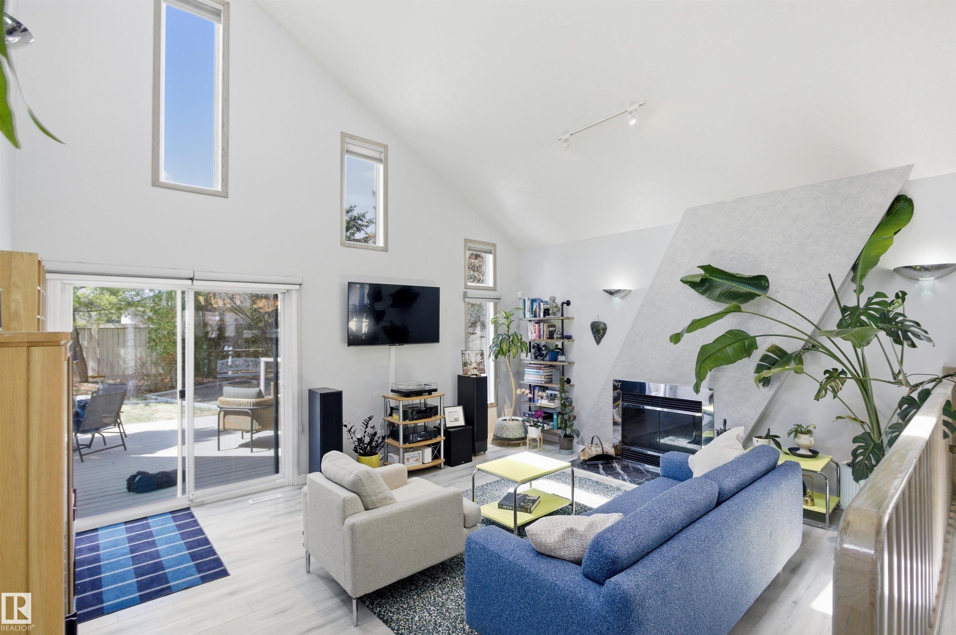 https://zimg.paragon.ice.com/ParagonImages/Property/PM/RAE/225400542/13/0/0/96b208fecac2c76ccc6794abfce45dd1/1/d0abde40b70cbe9044c95af9953a5cde/225400542-4410306c-e3df-4323-a97e-3f1b2f649658.JPG