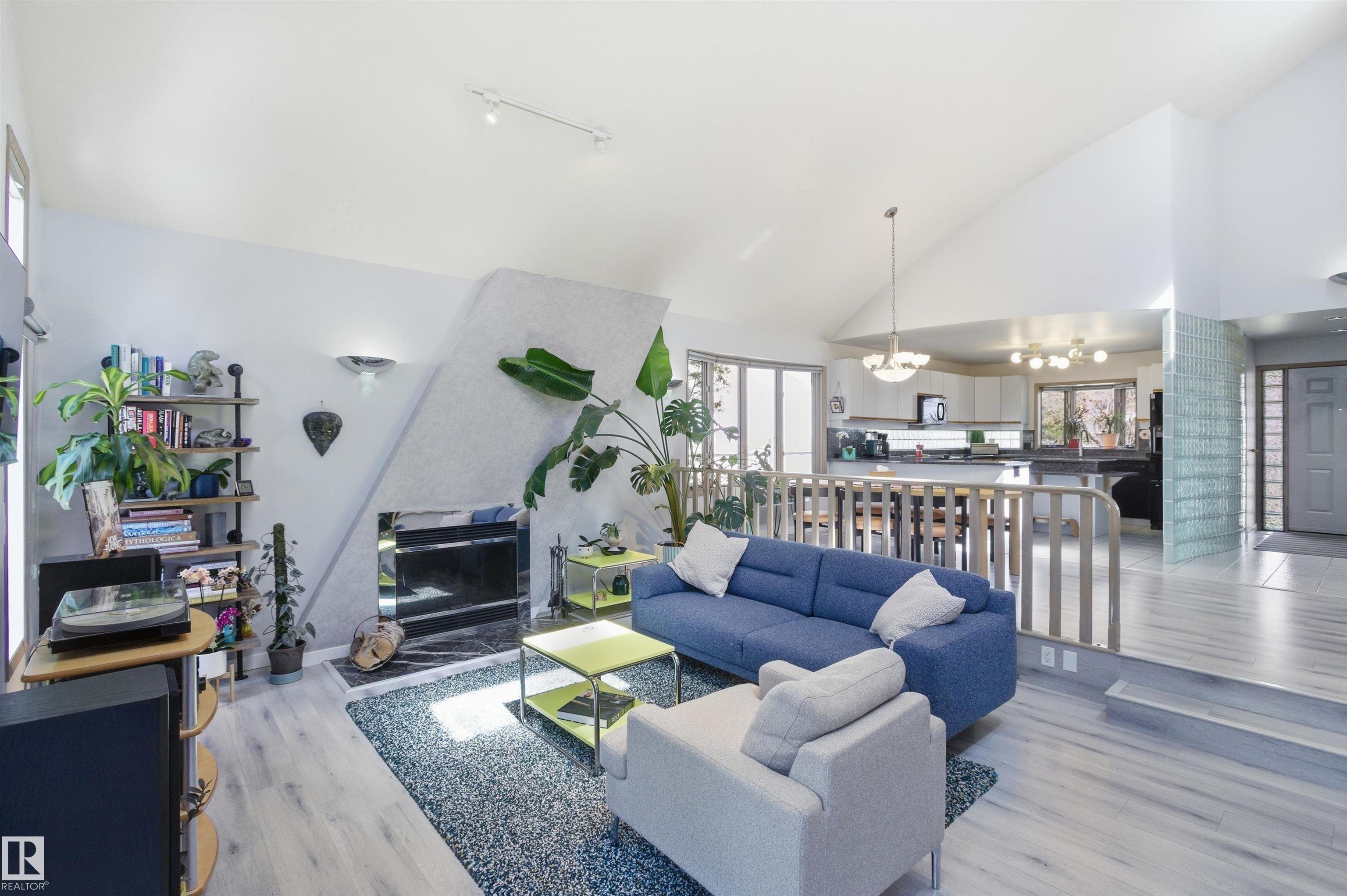 https://zimg.paragon.ice.com/ParagonImages/Property/PM/RAE/225400542/14/0/0/4c1391e07a38021134b56da84dcf8577/1/d0abde40b70cbe9044c95af9953a5cde/225400542-a1a8c27e-b4aa-4c5c-84df-2525c878be4e.JPG