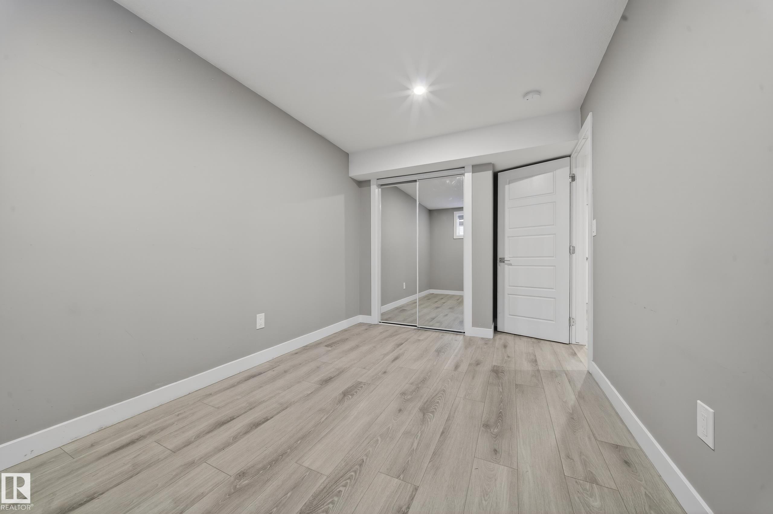 https://zimg.paragon.ice.com/ParagonImages/Property/PM/RAE/225400544/49/0/0/918adebb8fdb421c8b11a18824623ab0/1/ad9576e0173fe01eaee683d980a879d3/225400544-6c0862e0-5454-484f-a866-79825266b5a8.JPG