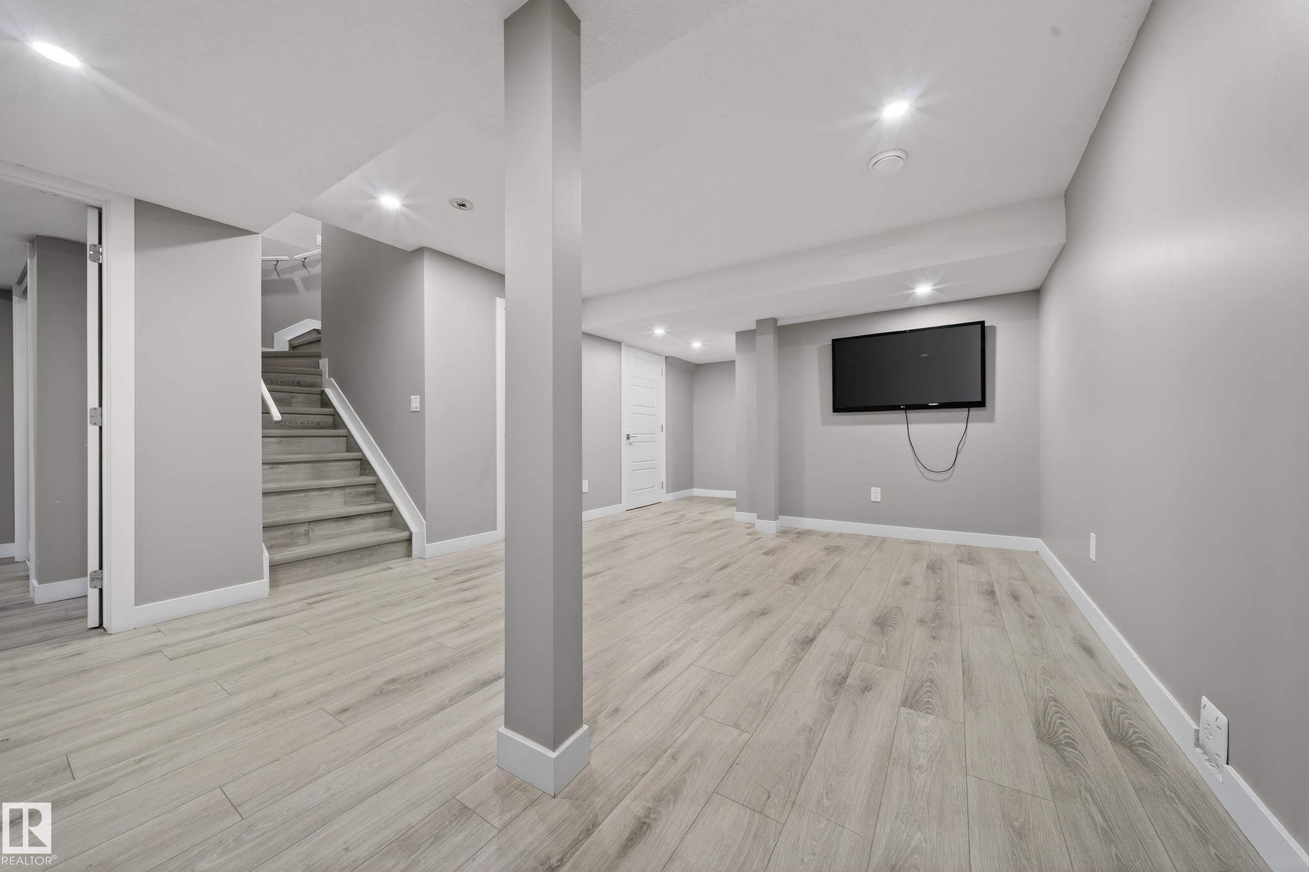 https://zimg.paragon.ice.com/ParagonImages/Property/PM/RAE/225400544/50/0/0/3eb5308a64a8d94b980511064a3a1bd6/1/ad9576e0173fe01eaee683d980a879d3/225400544-62604384-03ce-4b52-b033-c5b4ed59297e.JPG