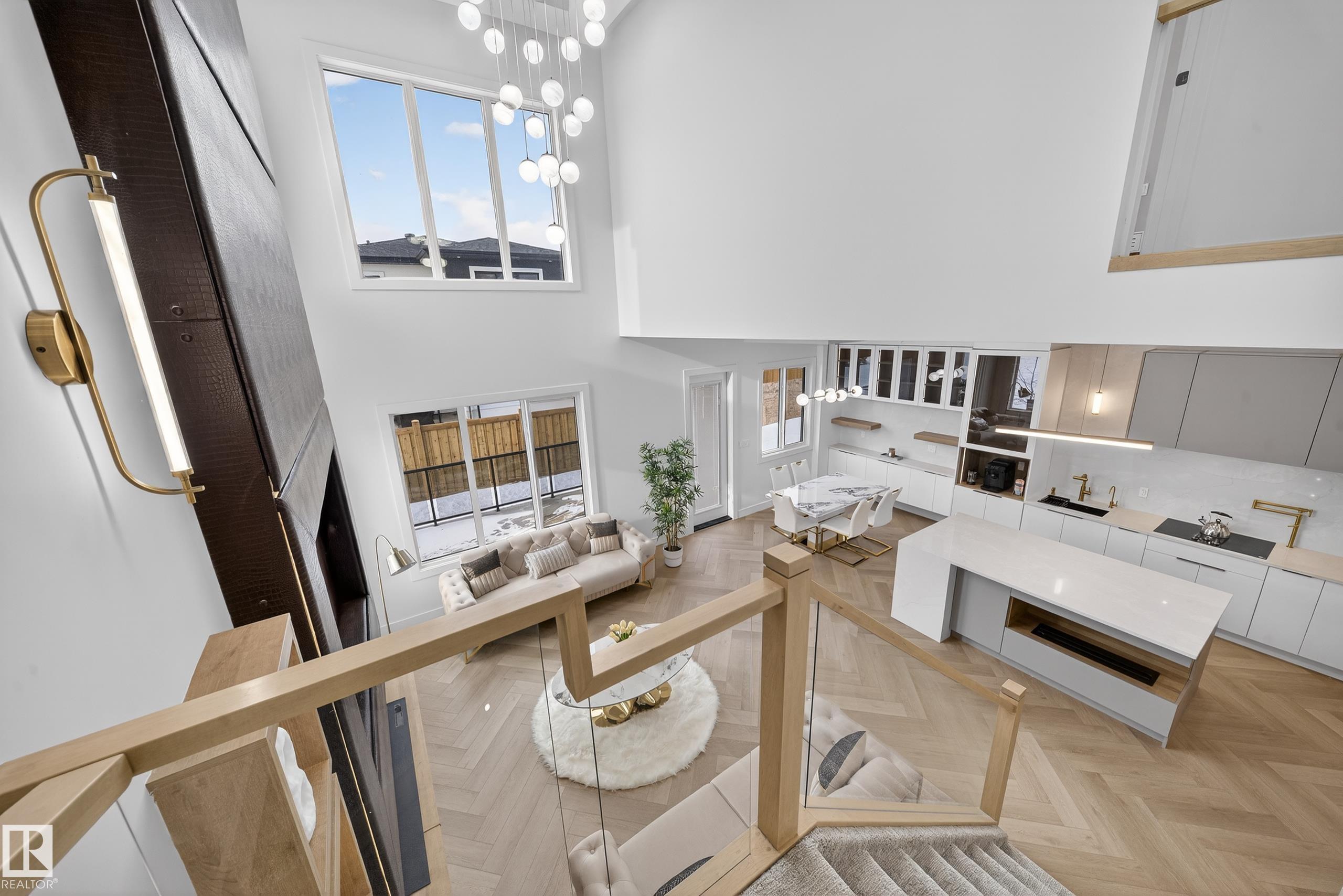https://zimg.paragon.ice.com/ParagonImages/Property/PM/RAE/225400547/25/0/0/d87760439dfa416c7734fce5311d8728/1/6f3b0def6b0729de4160eba549c5a2f5/225400547-738CC6BC-957E-4E78-91F6-985DF315B237.JPG