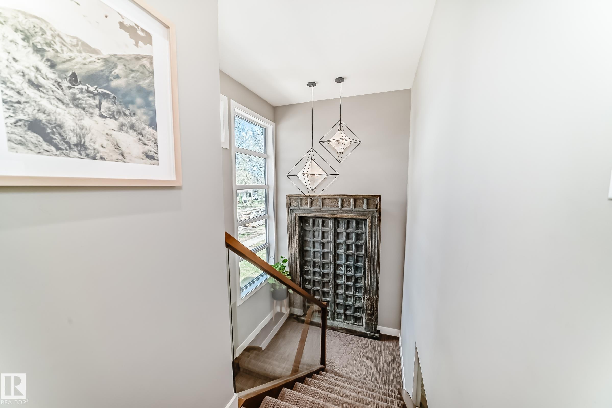 https://zimg.paragon.ice.com/ParagonImages/Property/PM/RAE/225400549/29/0/0/0b6ee905d2c9a51e03f8545d03b59f2d/1/15c1db31ab729099388894db6691ad6d/225400549-c9b505ea-d341-4bc6-8d78-af042396c76e.JPG