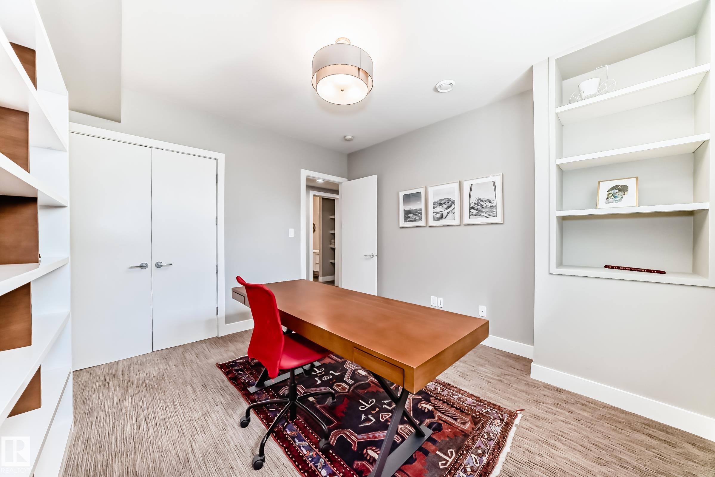 https://zimg.paragon.ice.com/ParagonImages/Property/PM/RAE/225400549/53/0/0/520a9032549287b4273c293591faa613/1/15c1db31ab729099388894db6691ad6d/225400549-a5ffa61c-f0bc-4929-b888-f032e603fca1.JPG