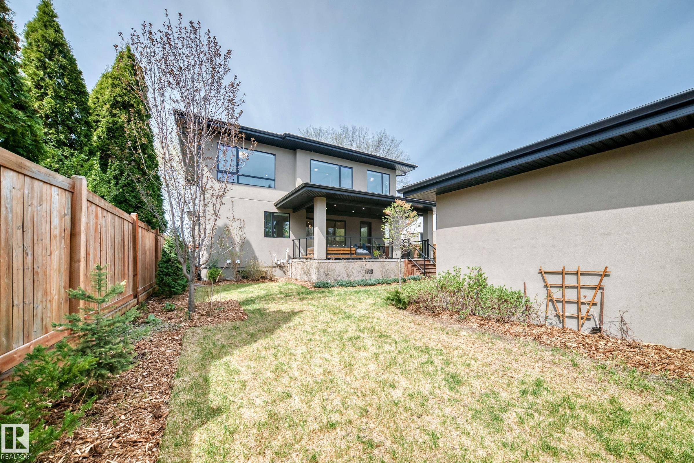 https://zimg.paragon.ice.com/ParagonImages/Property/PM/RAE/225400549/62/0/0/55c5a0ec89ab086de605b17dbbc7f16d/1/15c1db31ab729099388894db6691ad6d/225400549-9b8ab16e-9c41-4234-a3b8-c01af82136e7.JPG