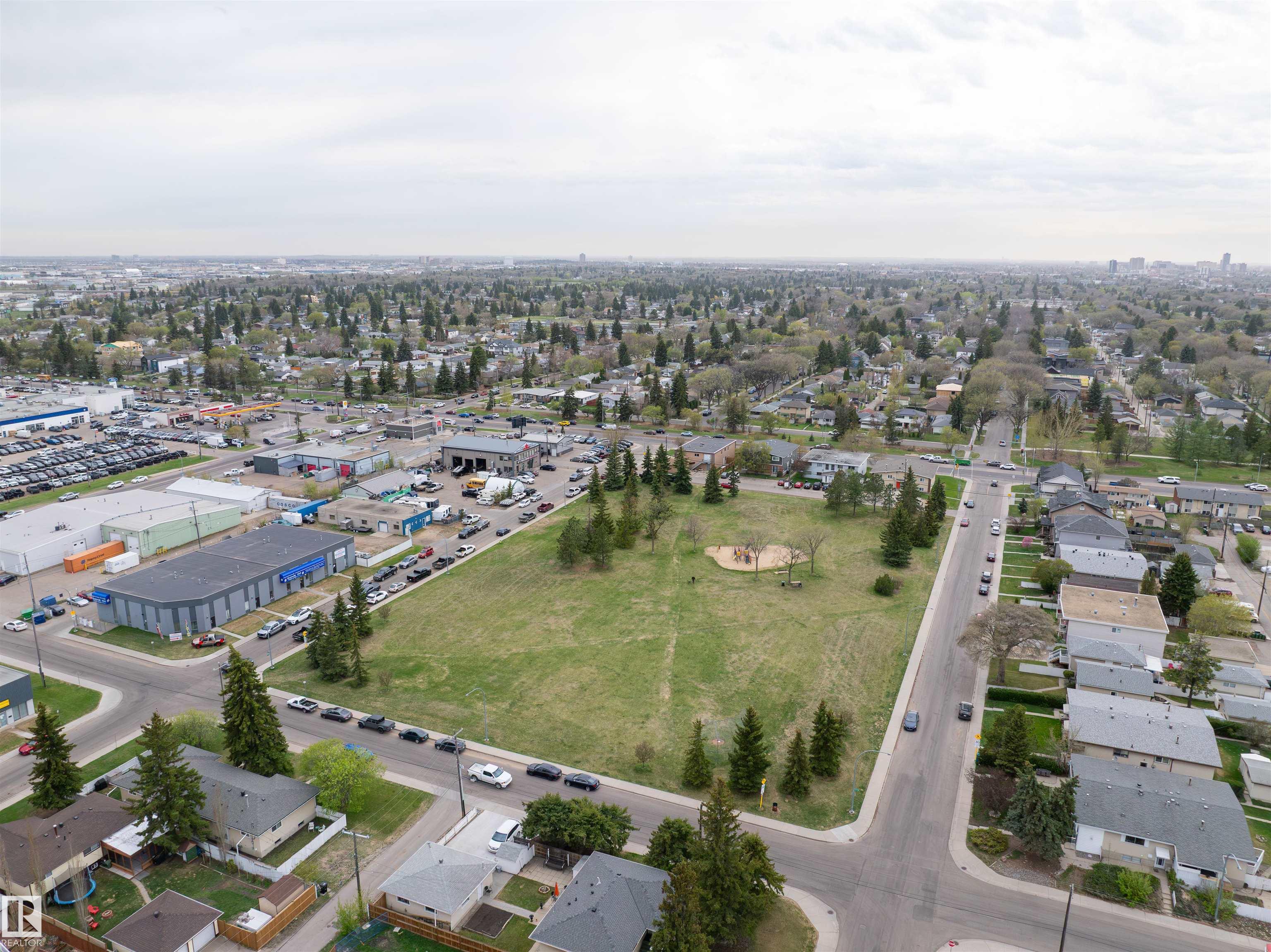 Photo 35 at 135 - 7825 71 Street NW, King Edward Park, Edmonton