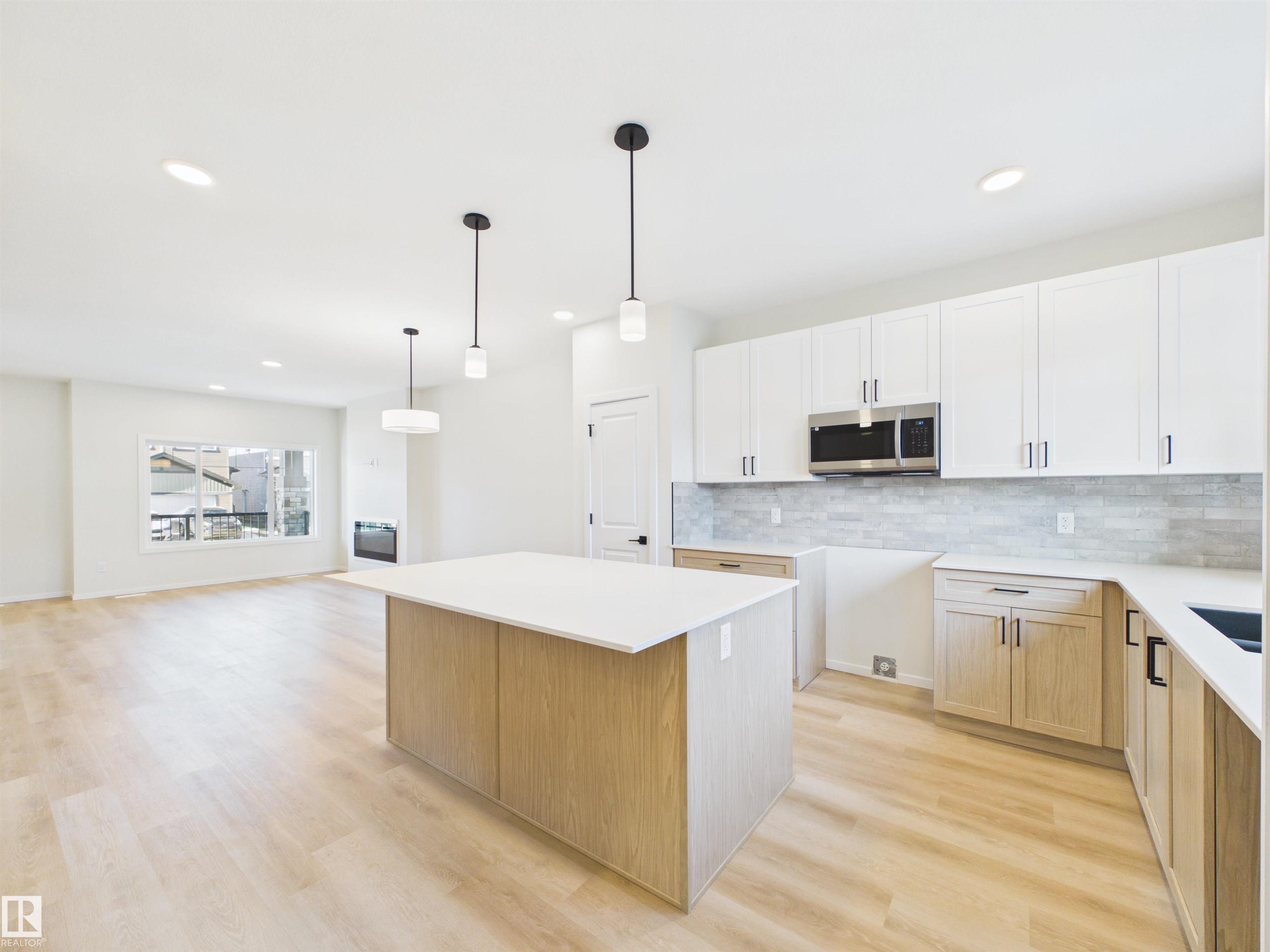 Photo 12 at 35 Sereno Lane, Sienna, Fort Saskatchewan