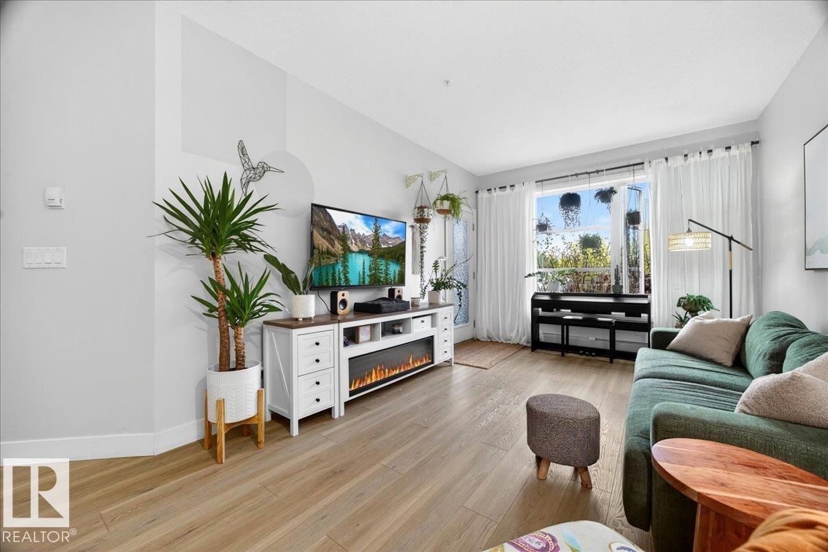 https://zimg.paragon.ice.com/ParagonImages/Property/PM/RAE/225400573/9/0/0/88aaee7a1caf83e79c5aaea2cbc41879/1/10ef52e1d552655a955d347cd73bc91b/225400573-289151cb-9a94-4b12-a0e9-c260ef25c1af.JPG