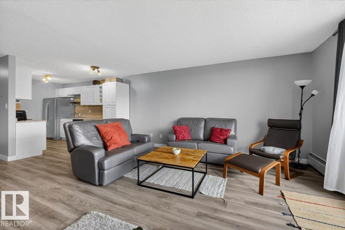 https://zimg.paragon.ice.com/ParagonImages/Property/PM/RAE/225400574/20/0/0/3ee6d4c27b3687ec0ba8897380ad9a1b/1/97bc7025a66a434bd8d4be695d00dd7e/225400574-3409e317-e434-4502-90a1-04a186e6b8ca.JPG