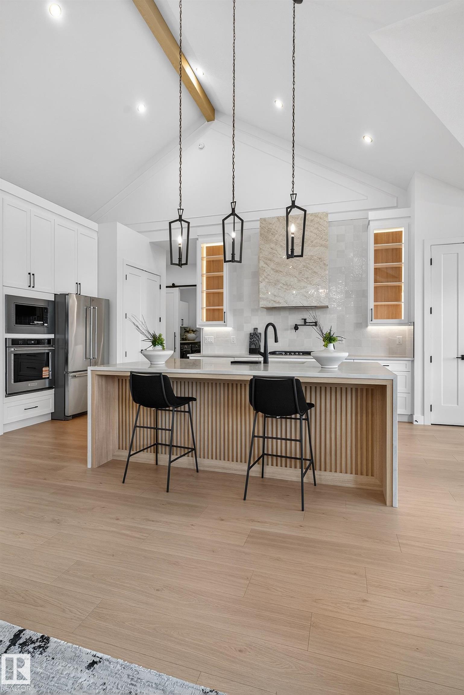 https://zimg.paragon.ice.com/ParagonImages/Property/PM/RAE/225400581/12/0/0/b457cf5af03e98c84292cef4c92a309c/1/f7078e9a1b8cc89679f32d15d760600f/225400581-ebbf3e2b-7b59-4368-9e79-0864e7539181.JPG