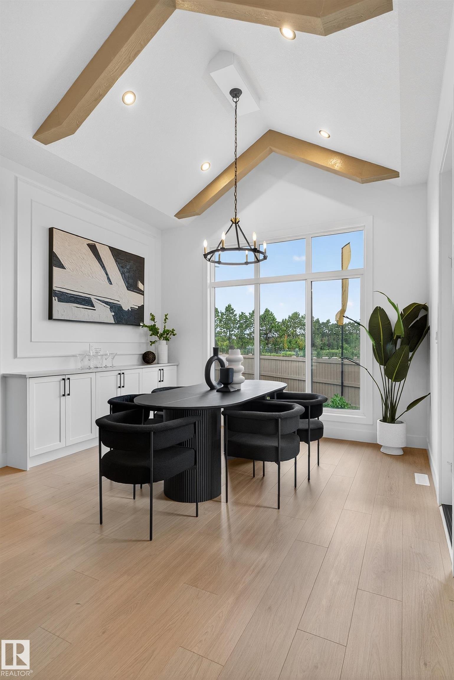 https://zimg.paragon.ice.com/ParagonImages/Property/PM/RAE/225400581/13/0/0/b13b11c956cc883bffb8c6c85e04b2fa/1/f7078e9a1b8cc89679f32d15d760600f/225400581-af03d2cc-8437-45ff-b885-e65ccc4d8250.JPG