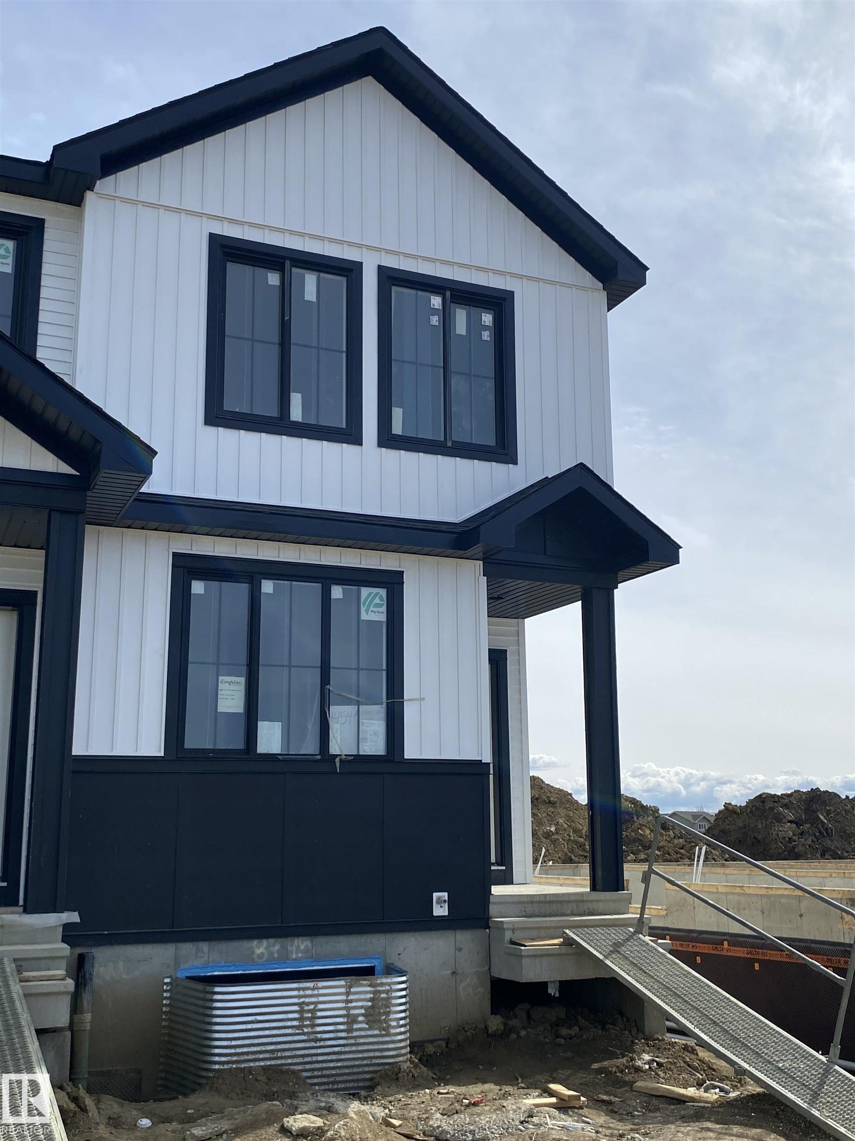 https://zimg.paragon.ice.com/ParagonImages/Property/PM/RAE/225400582/17/0/0/41aab9a85e83f8fc662c1eba6a1470c3/1/a95500baafdb7d3d87224c68e83e2763/225400582-66cf2f78-7b05-4e24-8acd-6be525494b59.JPG