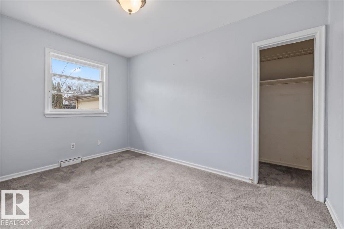 https://zimg.paragon.ice.com/ParagonImages/Property/PM/RAE/225400585/14/0/0/b91f96bae0b367cfa8af1420c9b49ba5/1/04cda2af7c19e956fcdcda01d8f21d46/225400585-040bb2e1-24c5-4f2a-92dd-016466c0e57c.JPG