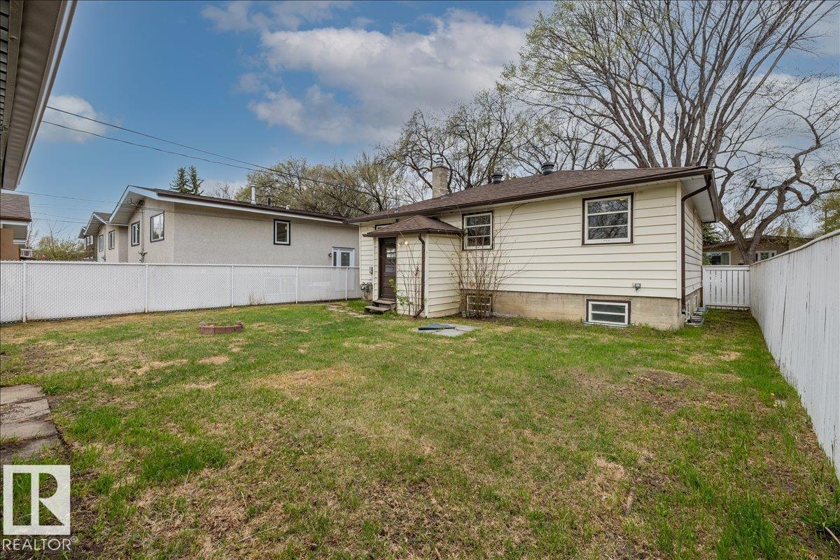 https://zimg.paragon.ice.com/ParagonImages/Property/PM/RAE/225400585/29/0/0/9bddd4419e9bffc56b64425cd2e7d1ad/1/04cda2af7c19e956fcdcda01d8f21d46/225400585-8f47ee1e-486c-4bf3-9d08-ef323d42dca2.JPG