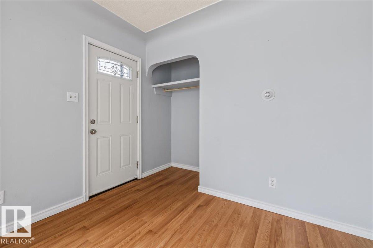 https://zimg.paragon.ice.com/ParagonImages/Property/PM/RAE/225400585/7/0/0/ee105479066c158827977eb43c17d30b/1/04cda2af7c19e956fcdcda01d8f21d46/225400585-3ecd03ba-005c-478b-833c-b853d730b6bf.JPG