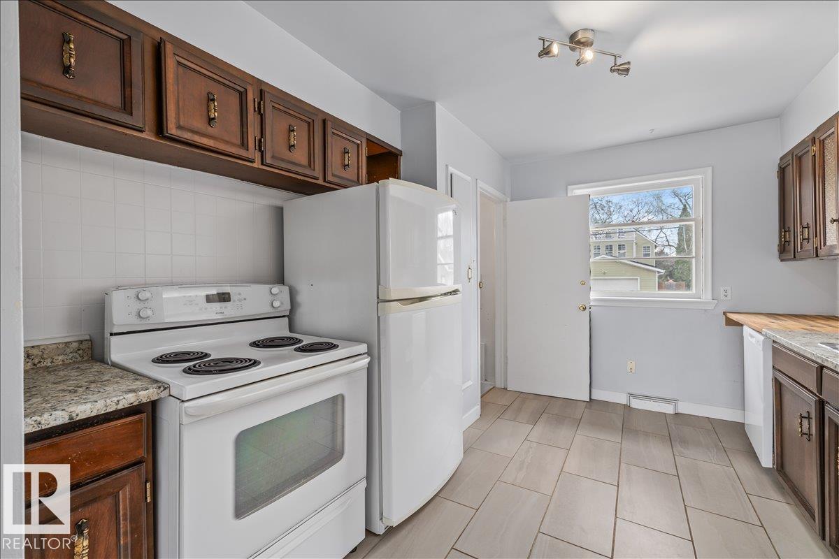 https://zimg.paragon.ice.com/ParagonImages/Property/PM/RAE/225400585/9/0/0/749551ce557caa601d3faac7727339d4/1/04cda2af7c19e956fcdcda01d8f21d46/225400585-4c18def5-0376-426c-9e79-7d18b748e46c.JPG