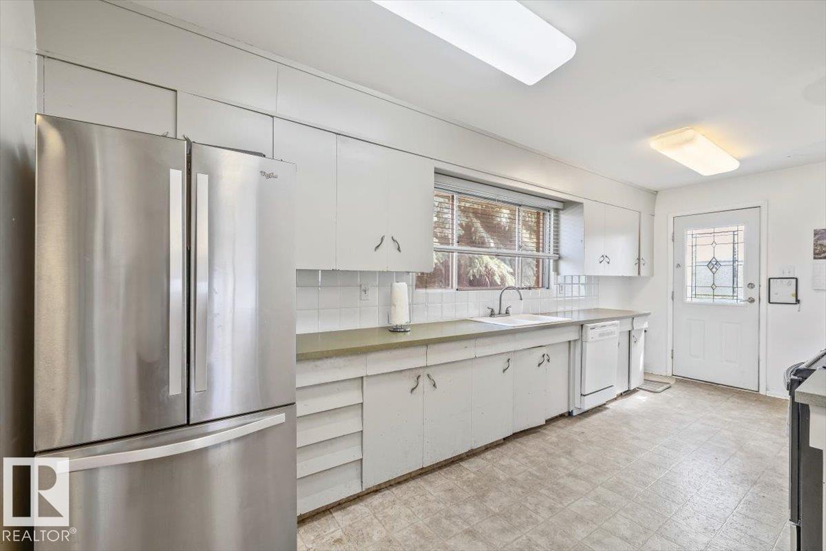 Photo 14 at 9732 64 Street NW, Ottewell, Edmonton