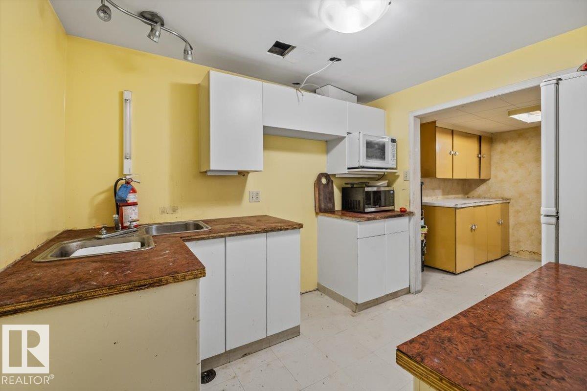Photo 22 at 9732 64 Street NW, Ottewell, Edmonton