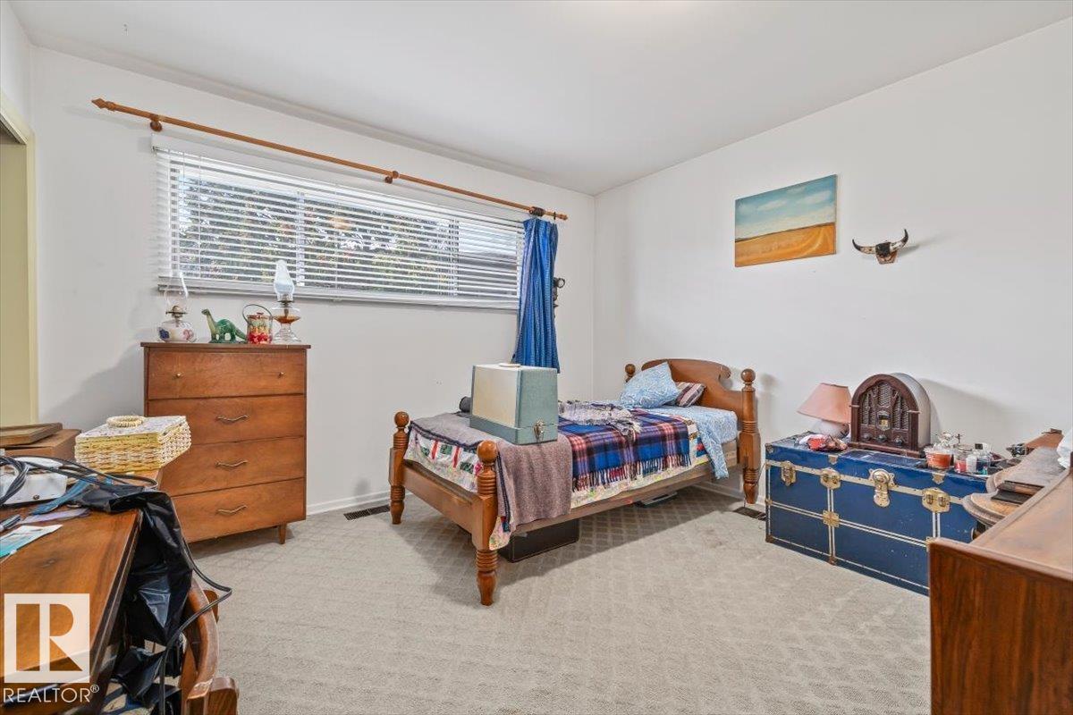 Photo 27 at 9732 64 Street NW, Ottewell, Edmonton
