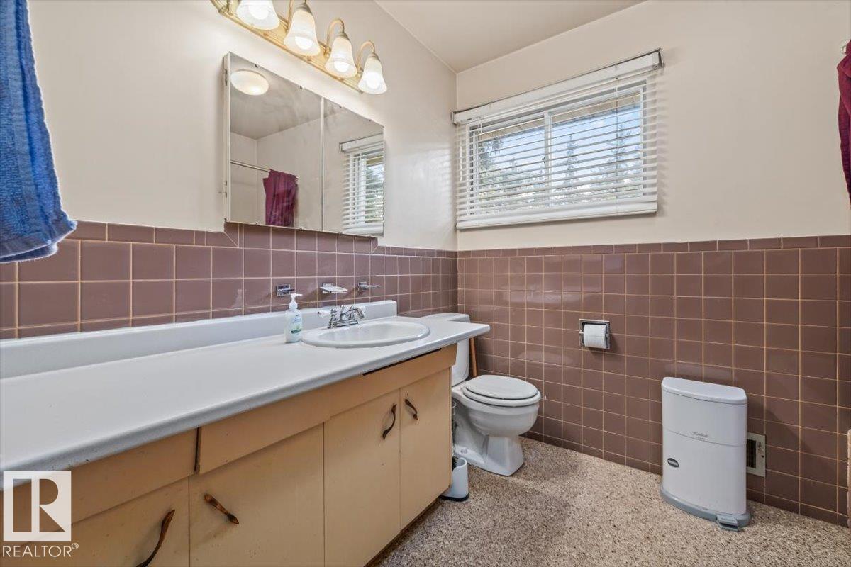 Photo 30 at 9732 64 Street NW, Ottewell, Edmonton