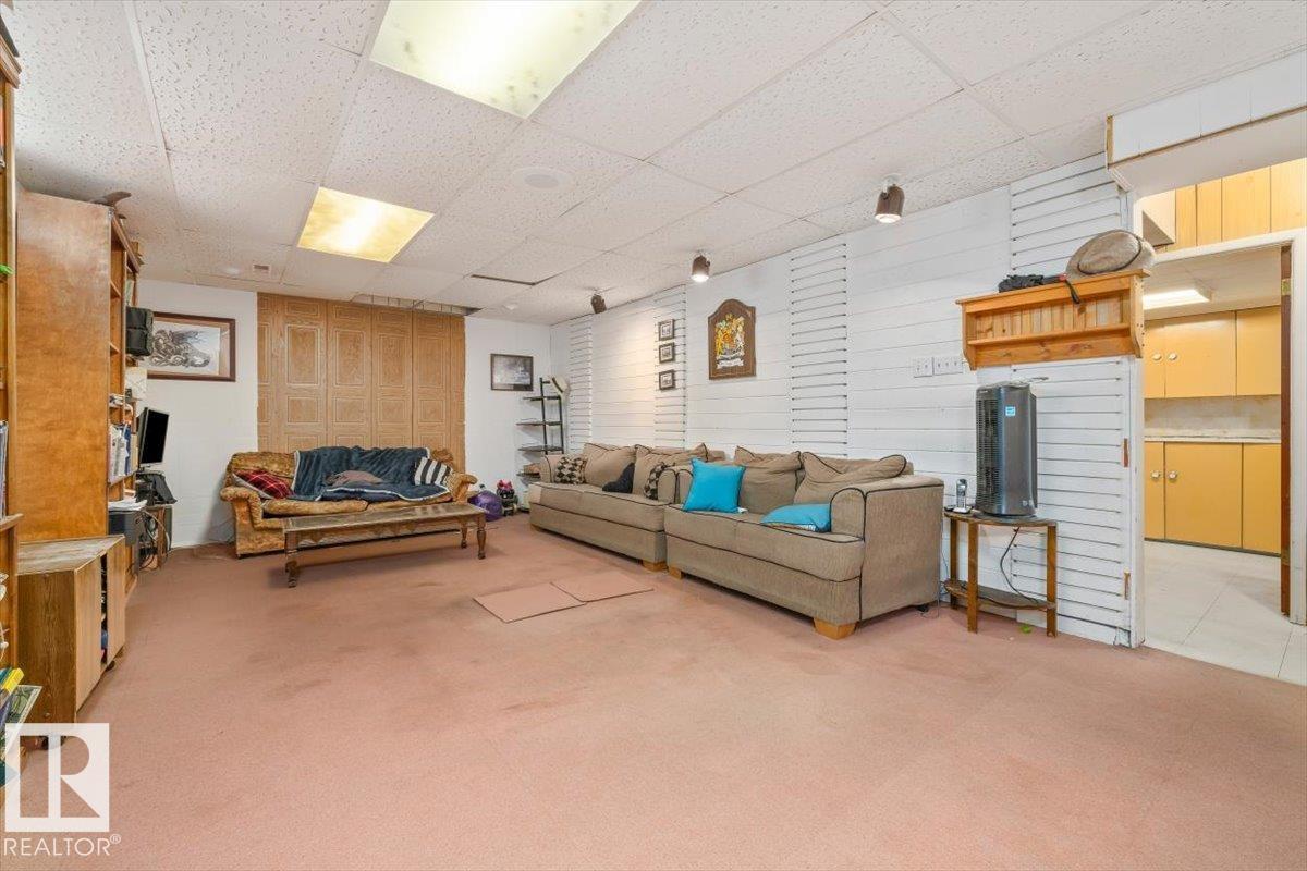 Photo 32 at 9732 64 Street NW, Ottewell, Edmonton