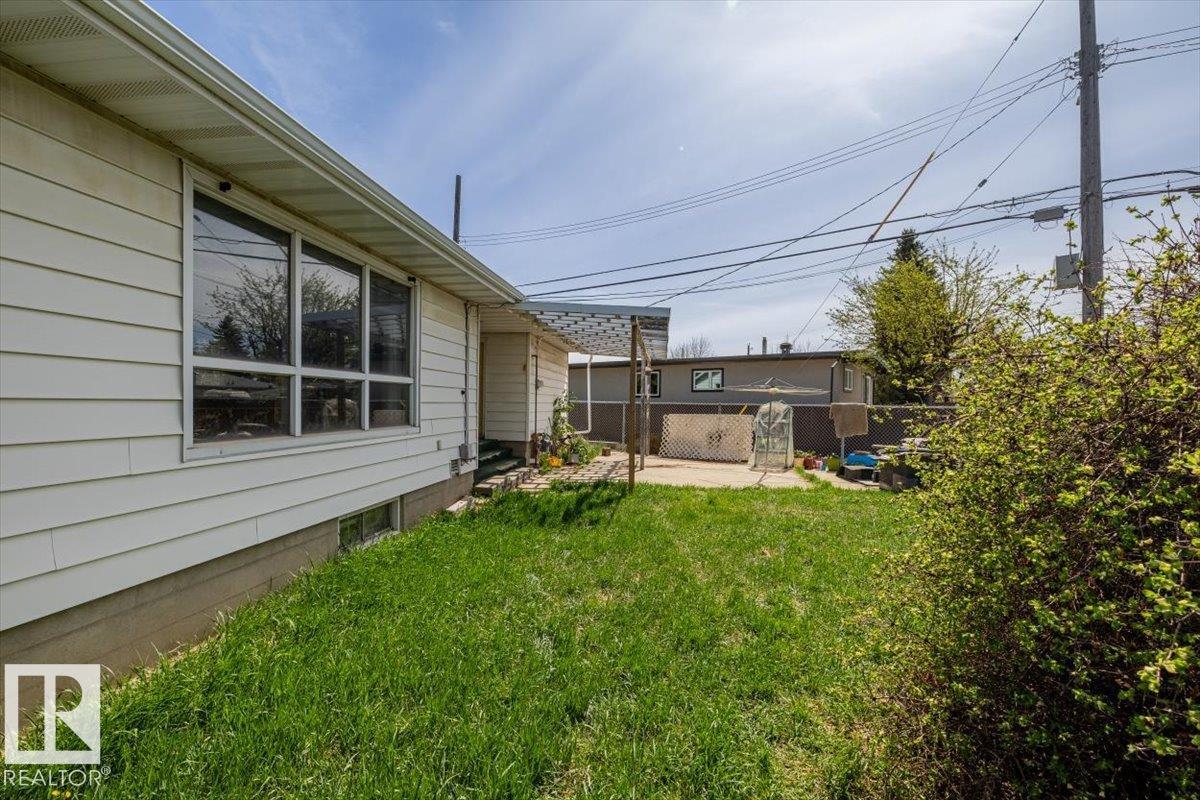 Photo 42 at 9732 64 Street NW, Ottewell, Edmonton