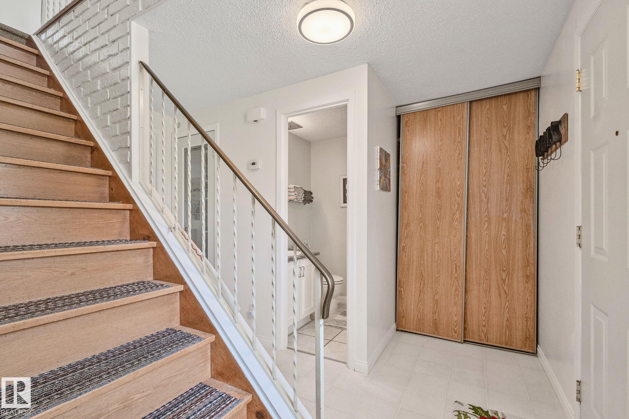 Photo 14 at 97 Ridgewood, Braeside, St. Albert