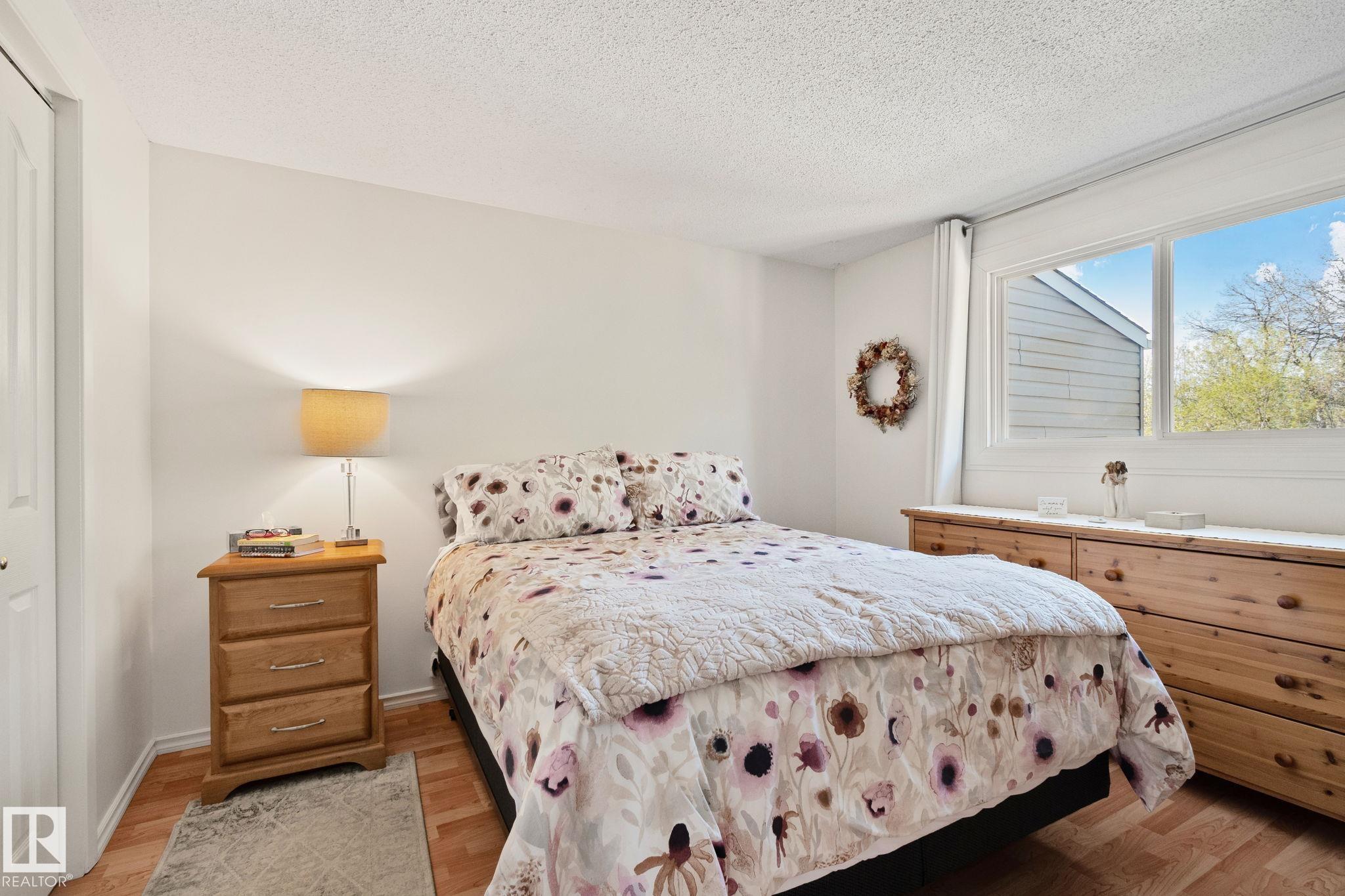 Photo 16 at 97 Ridgewood, Braeside, St. Albert