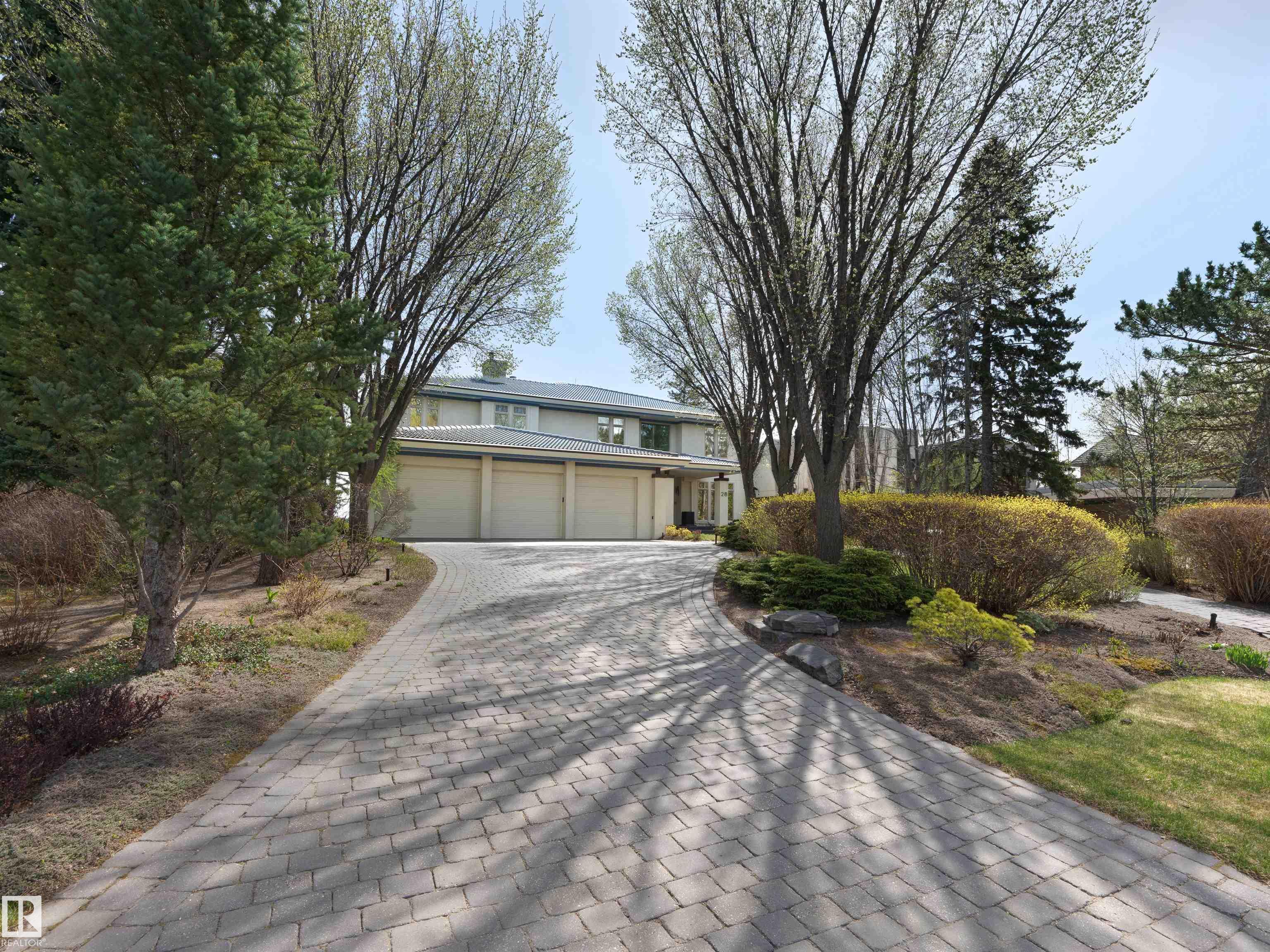 Picture for 28 RIVERSIDE CR NW