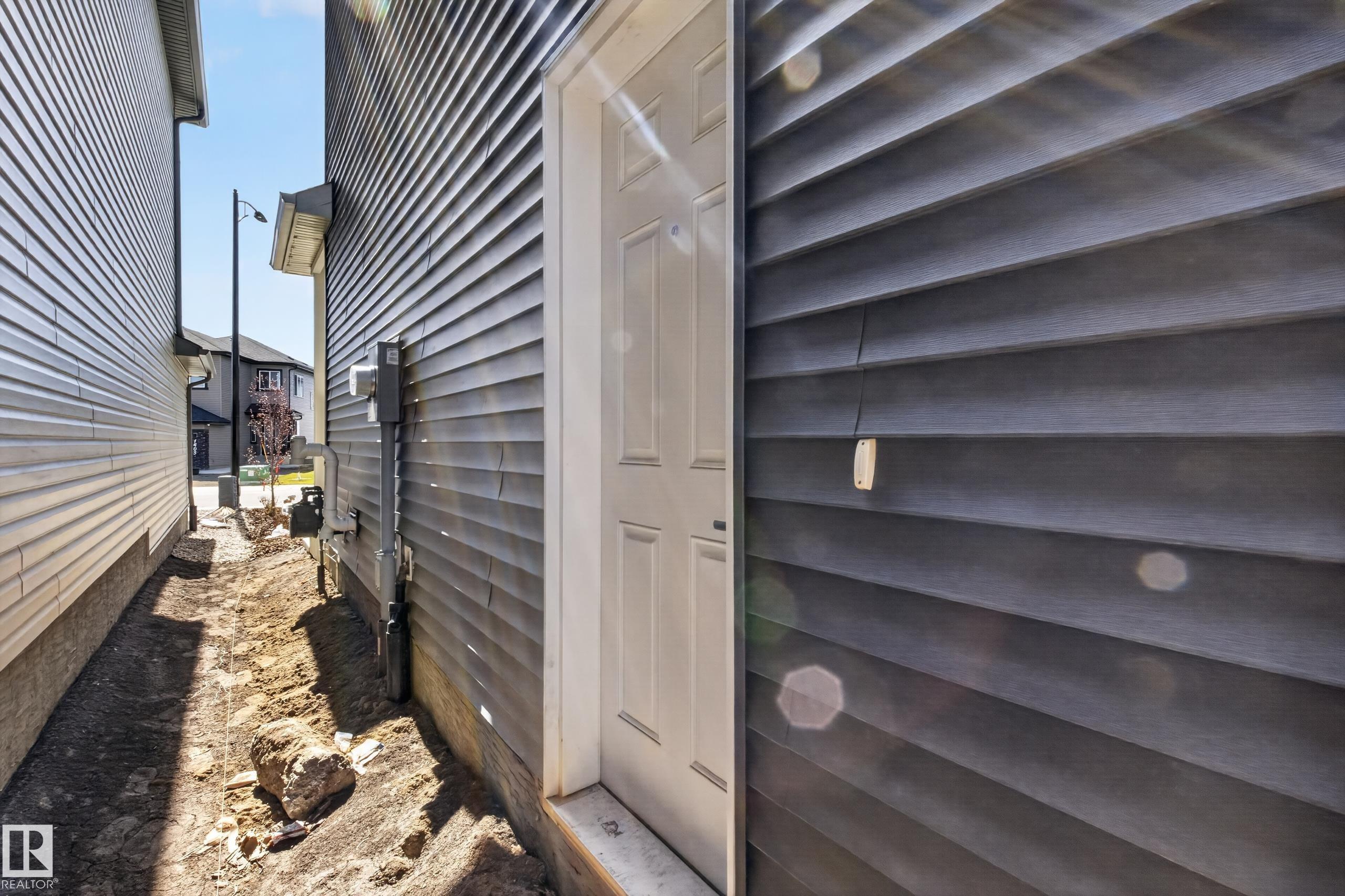https://zimg.paragon.ice.com/ParagonImages/Property/PM/RAE/225400605/46/0/0/14c0ebb5d5ff4ec666fbc7d1bdbbef8b/1/f271122528cb61db43127f22c8b39848/225400605-ed0a216f-5548-4fd2-acb9-3568aa5667a4.JPG