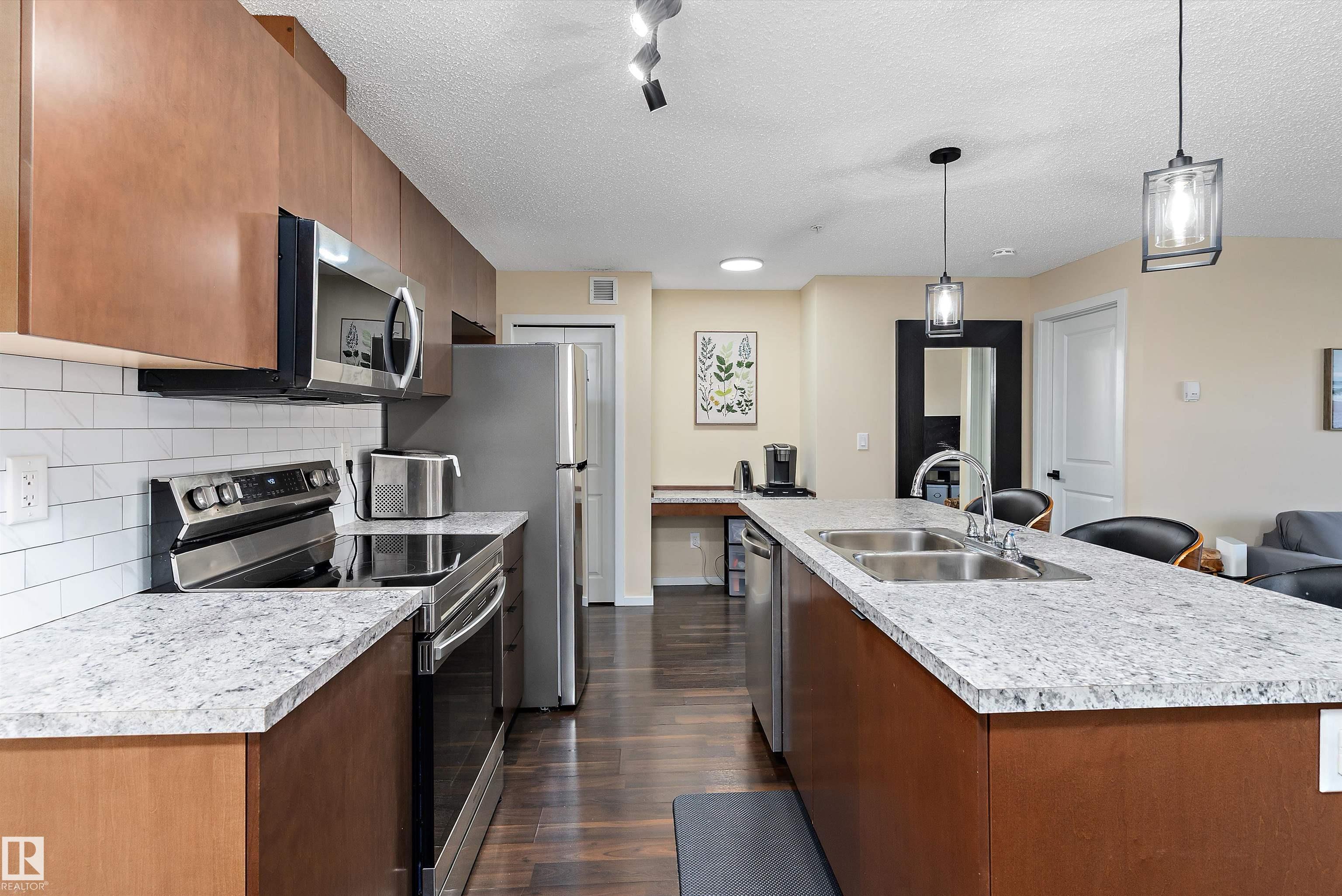 122 - 3357 16a Avenue NW, Laurel, Edmonton