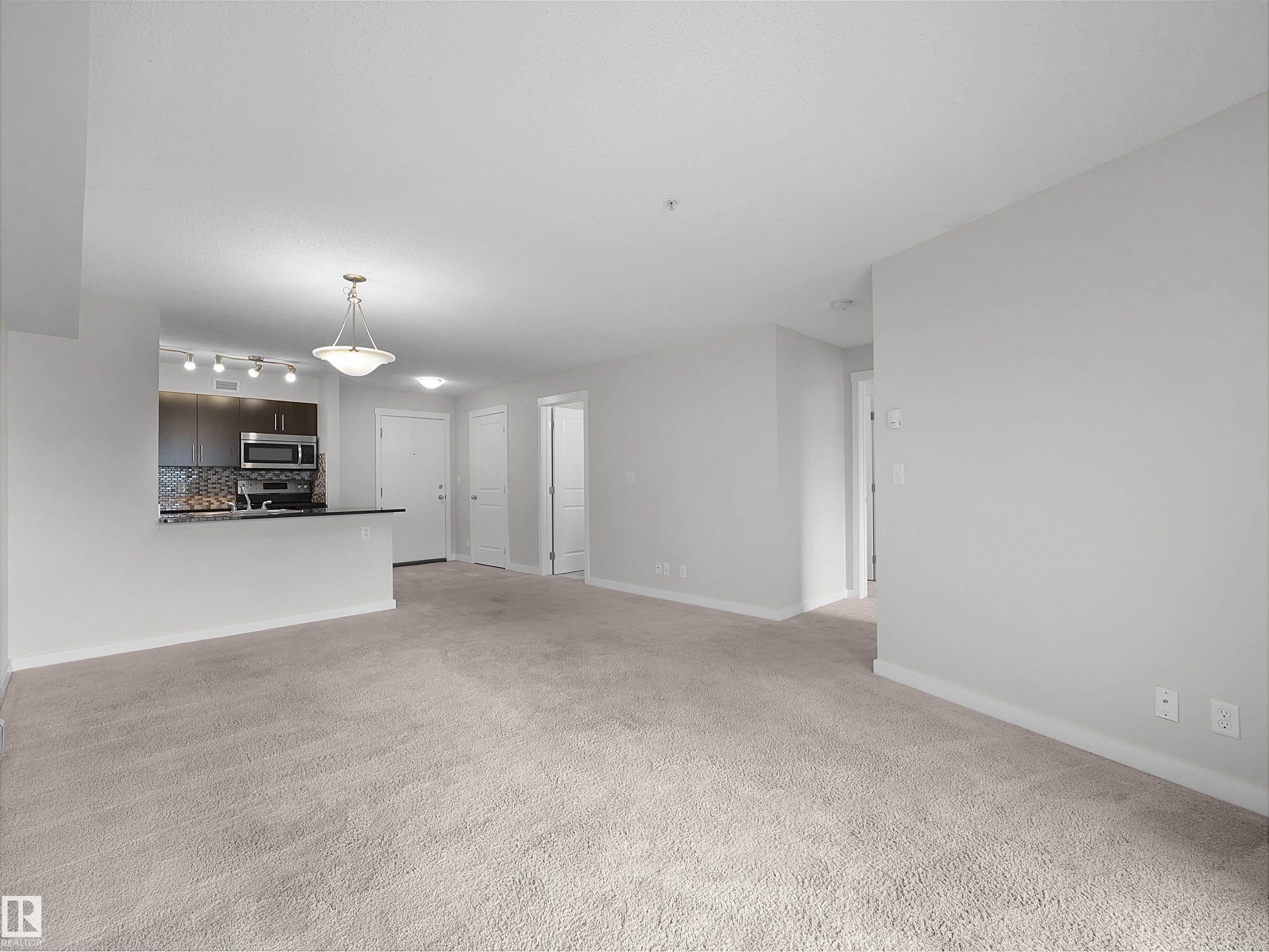 Photo 10 at 220 - 5804 Mullen Place NW, MacTaggart, Edmonton