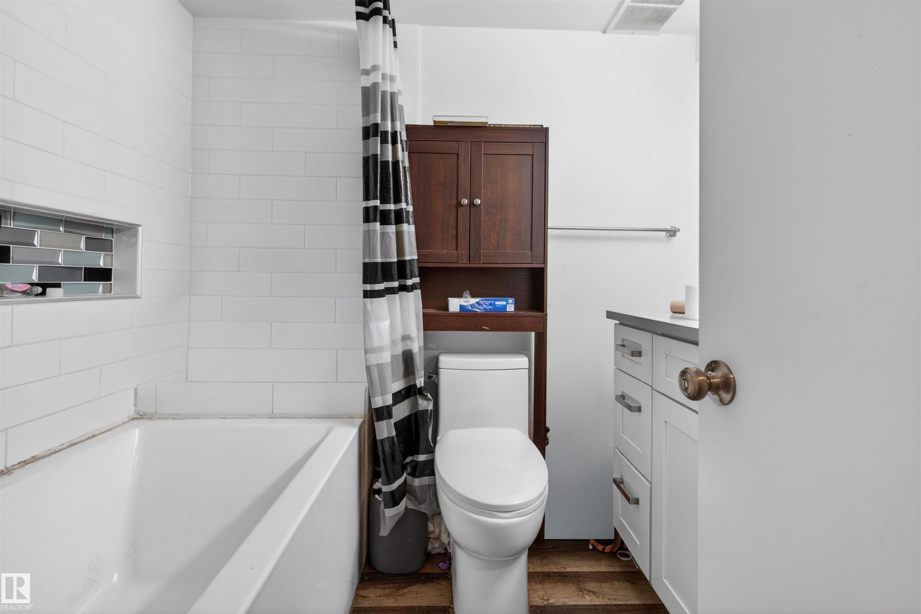 https://zimg.paragon.ice.com/ParagonImages/Property/PM/RAE/225400609/20/0/0/eb93736d2c1b0690b47dcd425b850445/1/cddad12e1cfb5eff1f03daddd7bb09d9/225400609-c1e53602-6c1c-44b7-b255-f718fac5dae9.JPG