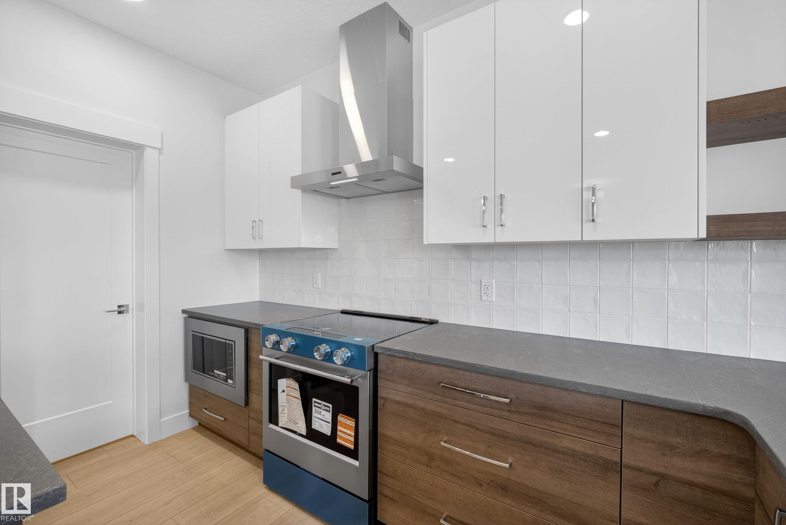 Photo 16 at 7089 Kiviaq Crescent SW, Keswick, Edmonton