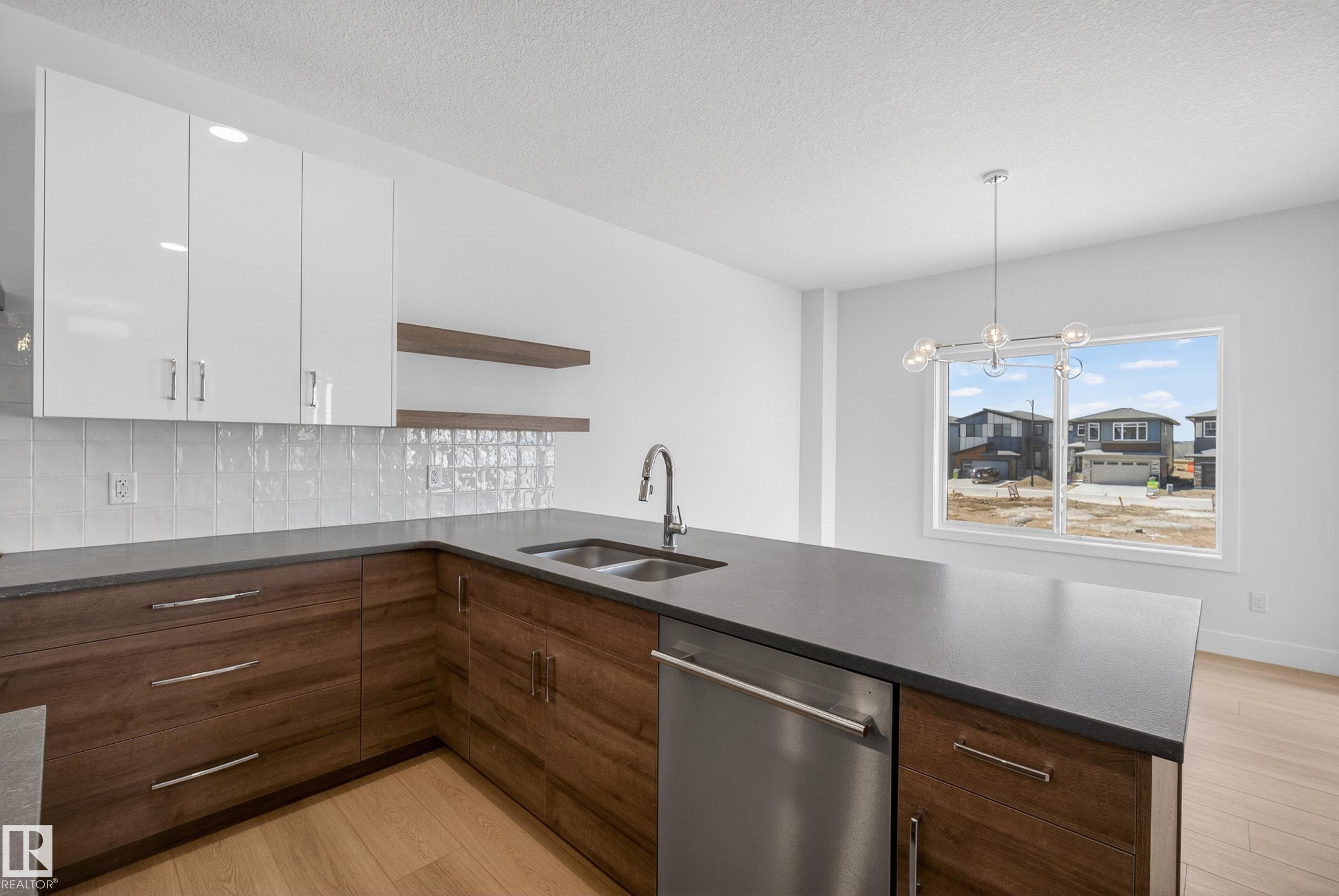 Photo 18 at 7089 Kiviaq Crescent SW, Keswick, Edmonton