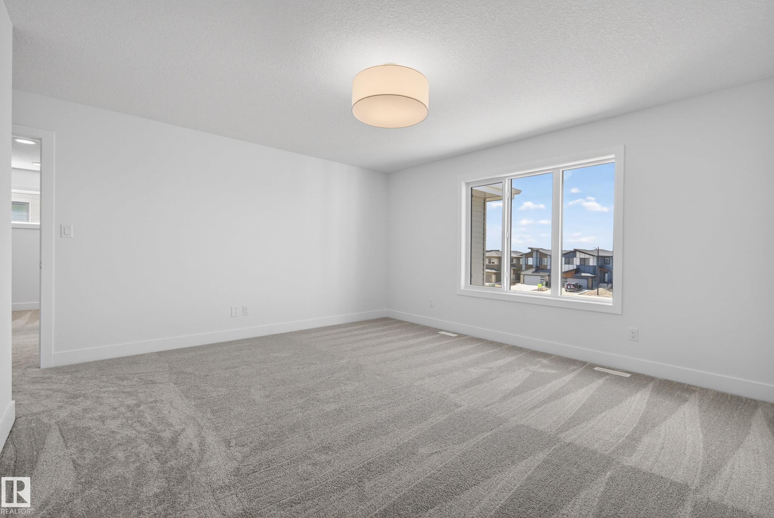 Photo 33 at 7089 Kiviaq Crescent SW, Keswick, Edmonton