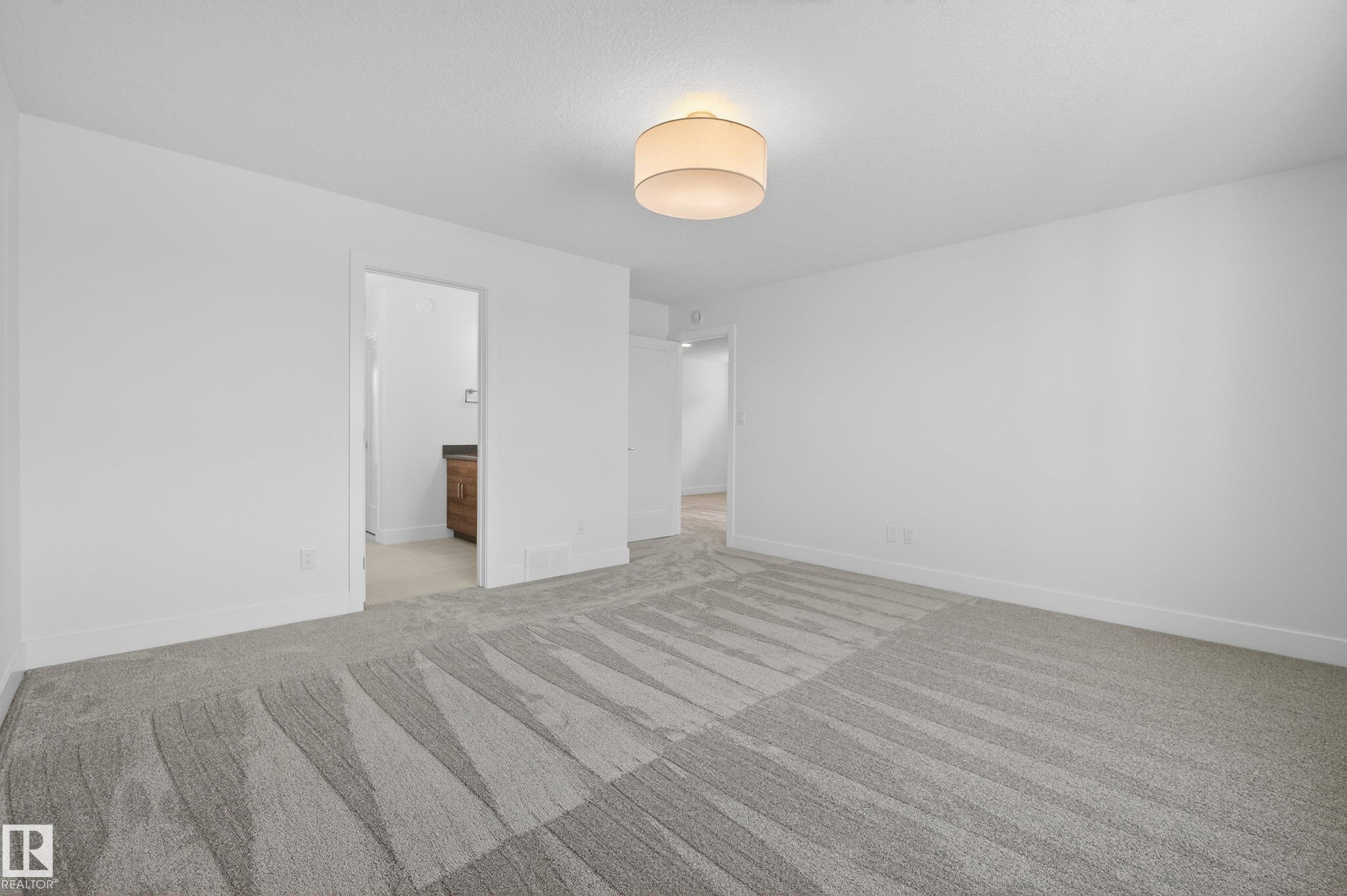 Photo 34 at 7089 Kiviaq Crescent SW, Keswick, Edmonton