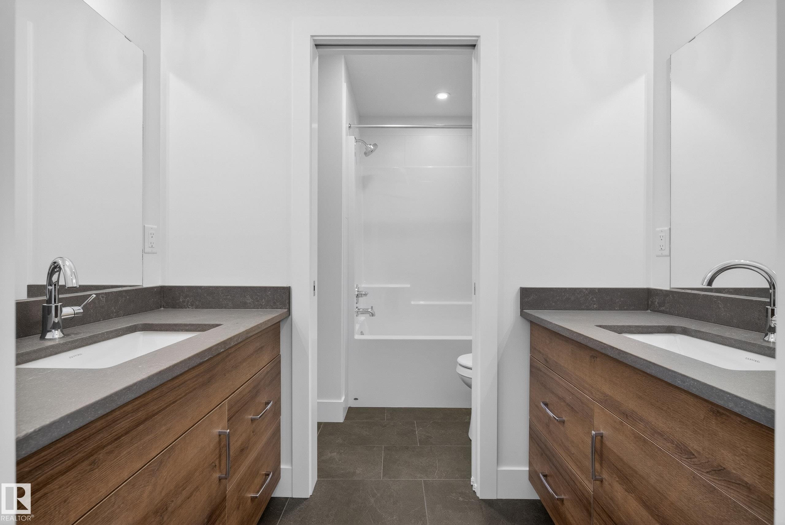 Photo 43 at 7089 Kiviaq Crescent SW, Keswick, Edmonton